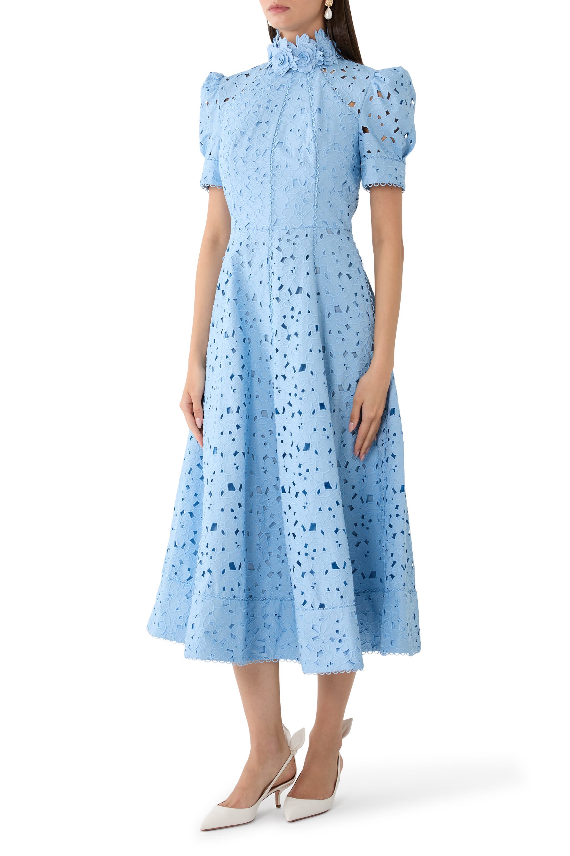 فستان كيتسو بأكمام قصيرة متوسط الطول