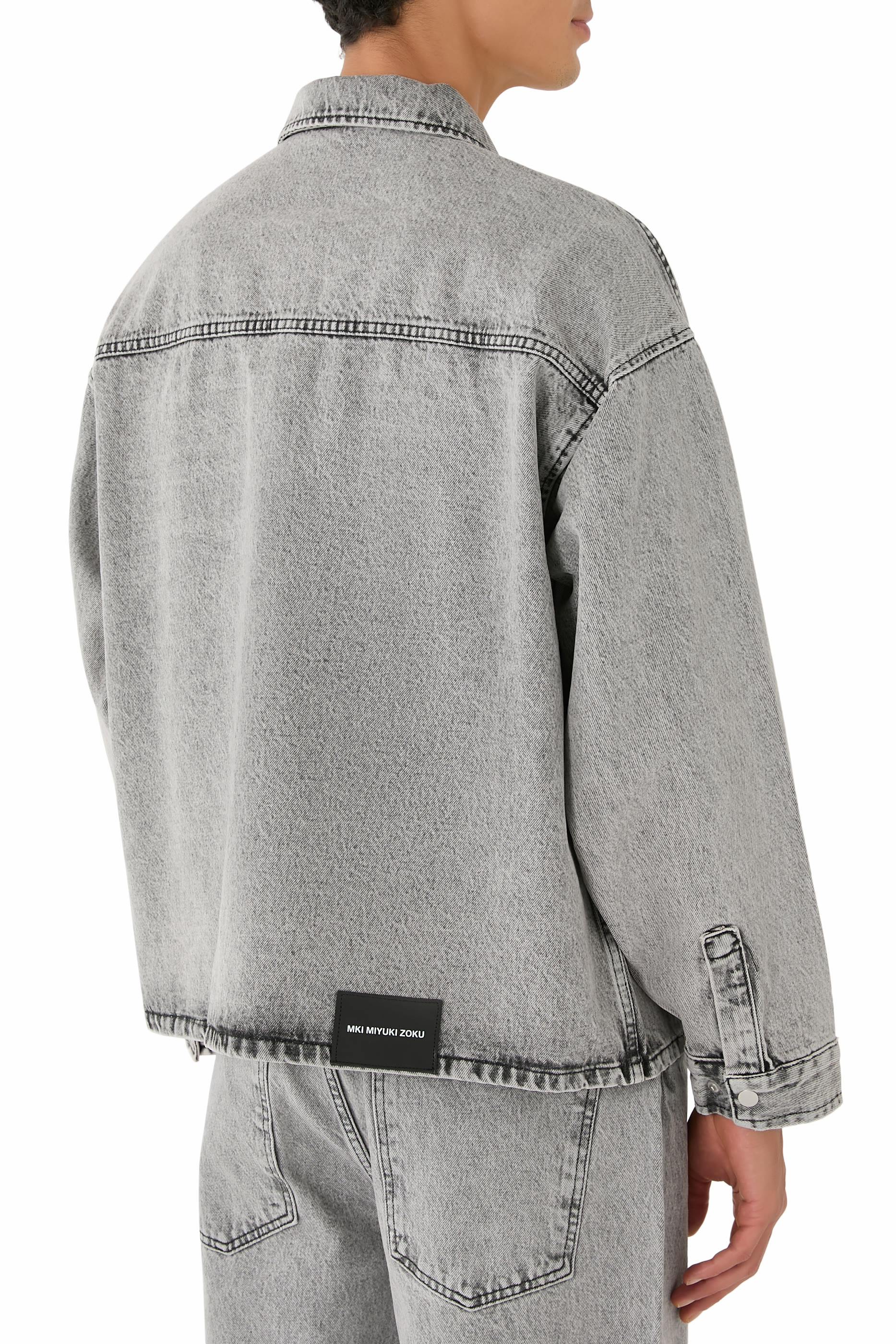 سترة بقصة مربعة دنيم