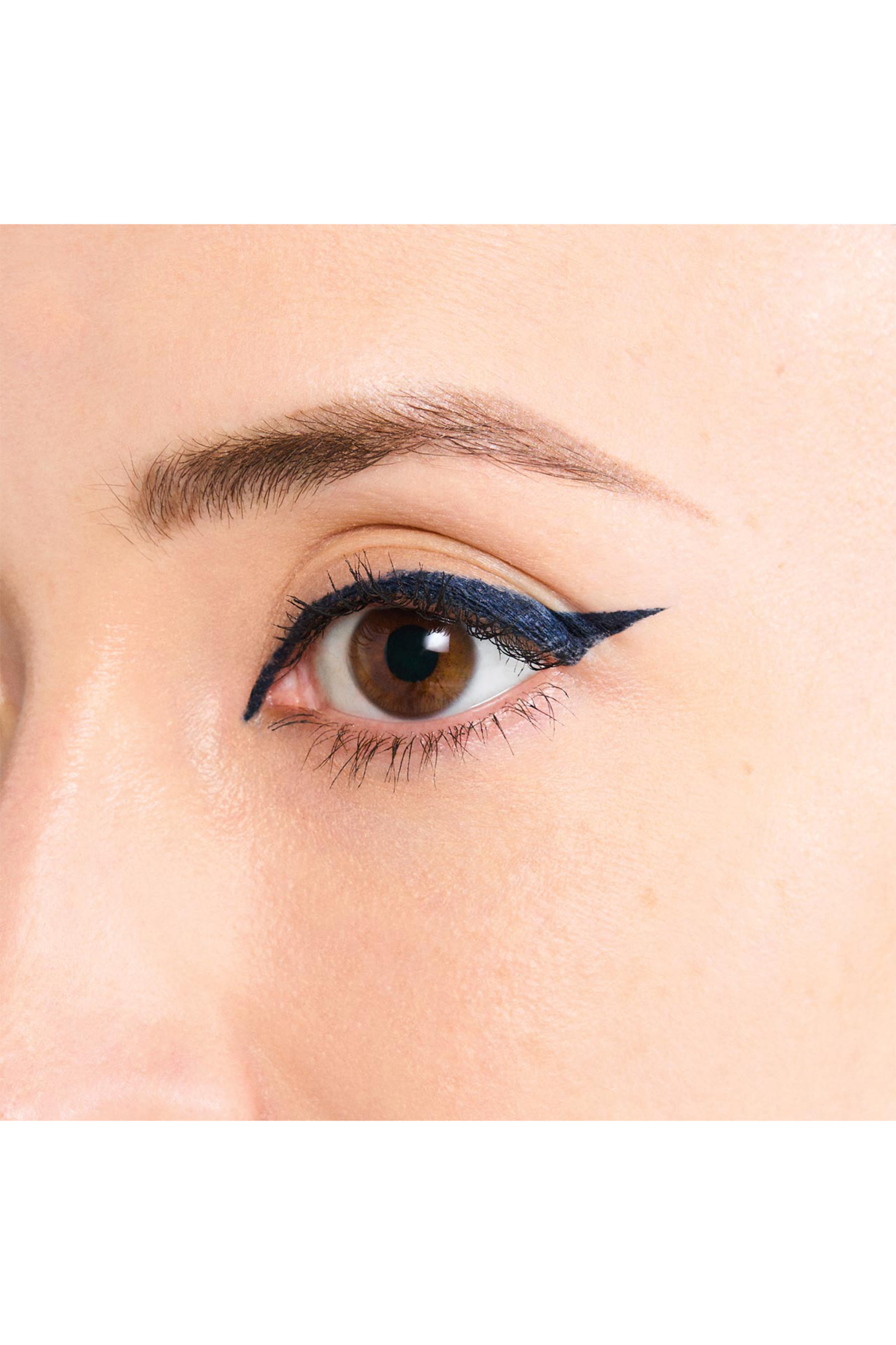 قلم تحديد عيون جل هاي إمباكت