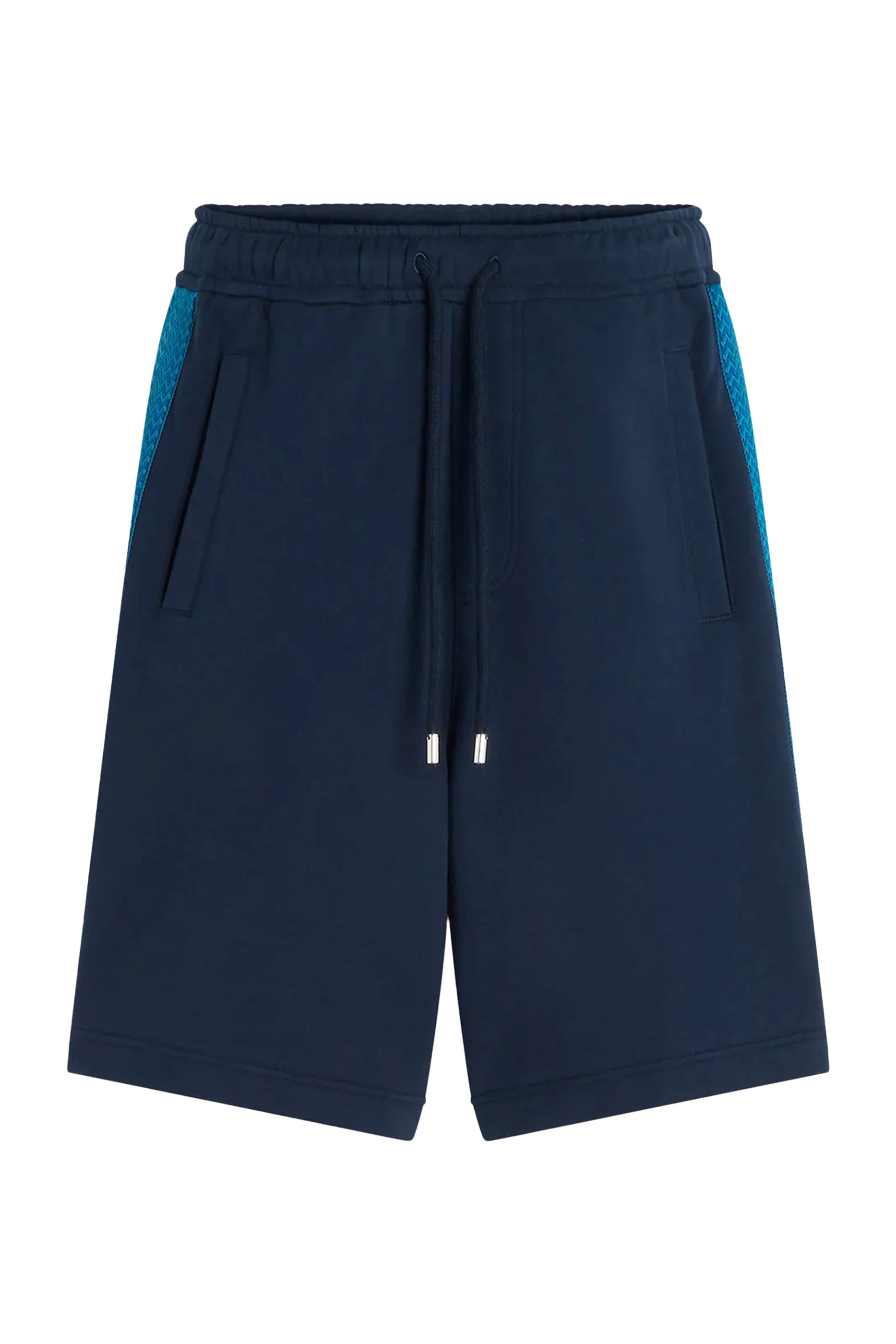 شورت بشعار الماركة على الجانب