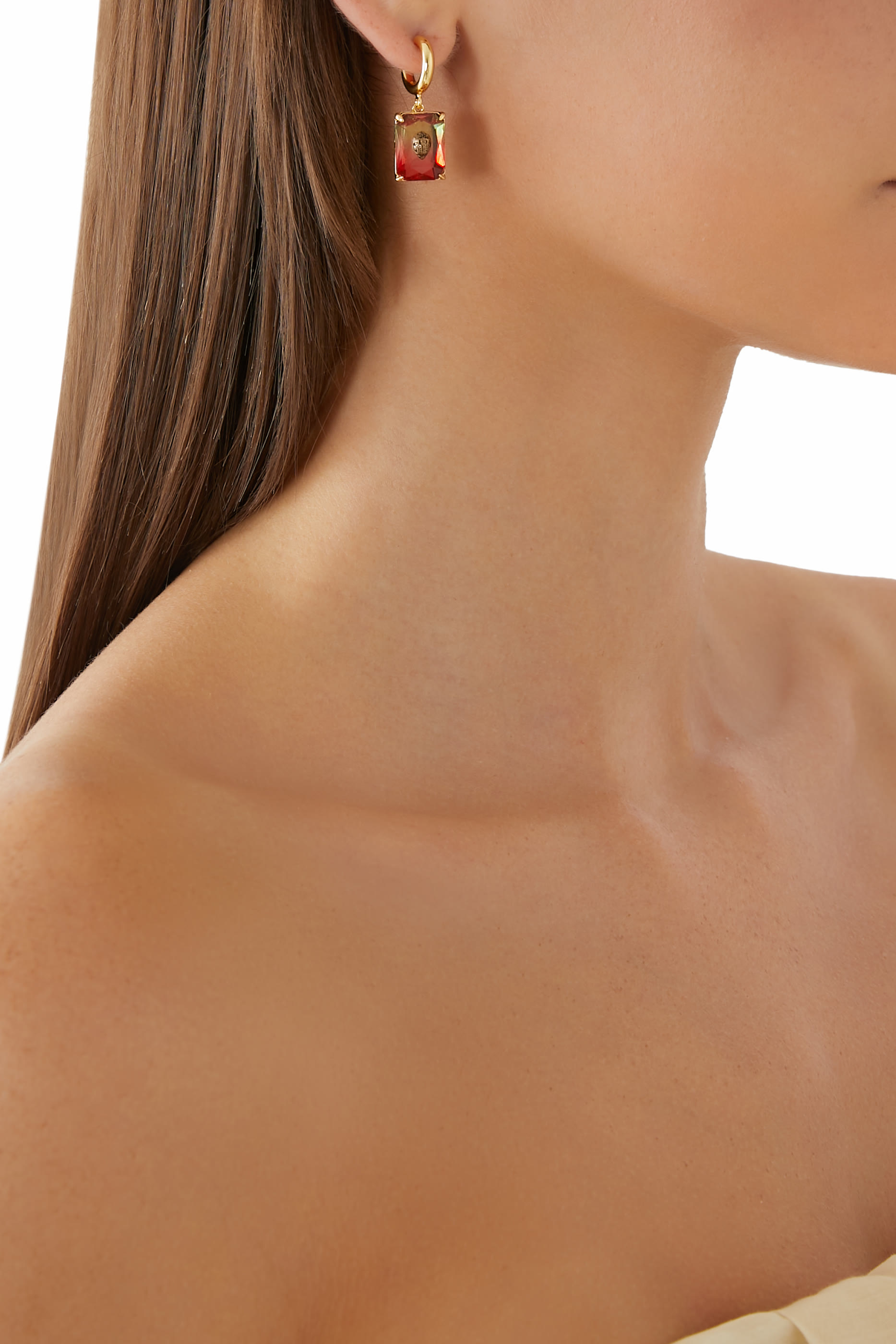 أقراط هاجي بتصميم فراولة مرصعة بكريستال، نحاس