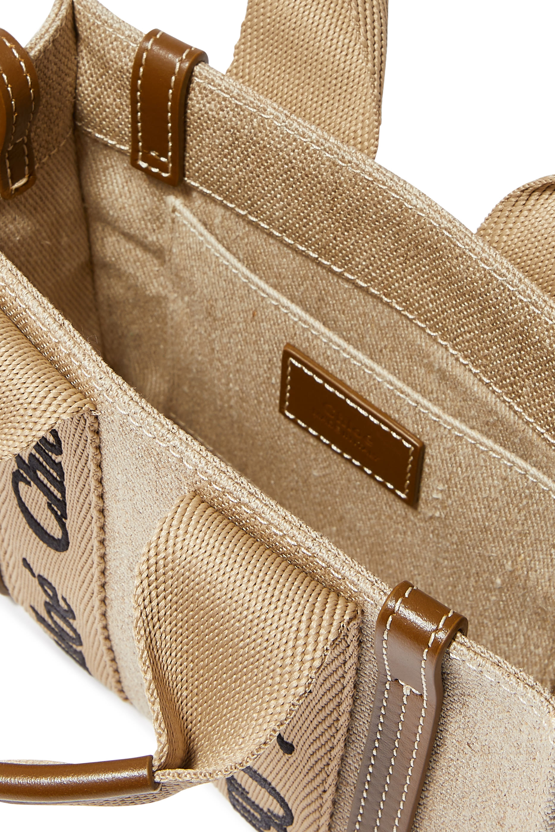 حقيبة يد وودي صغيرة