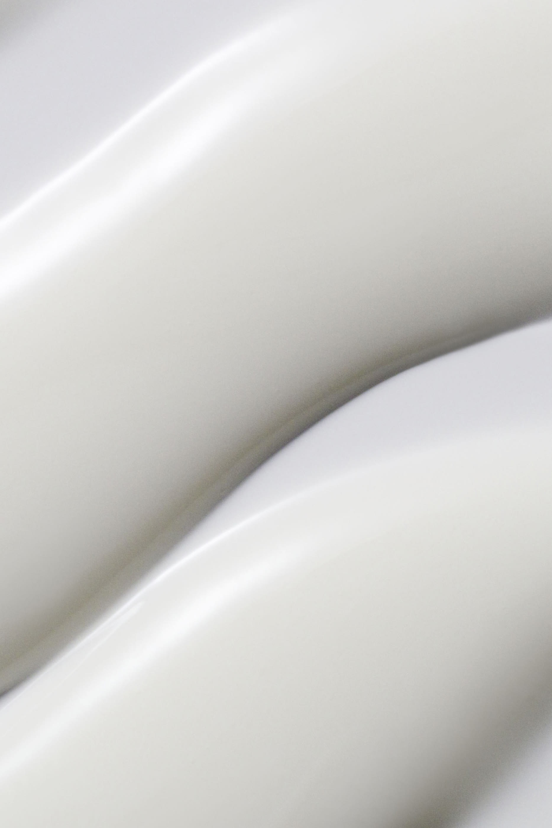 سيروم نيوتري بلينش لتجديد الشعر ليلاً