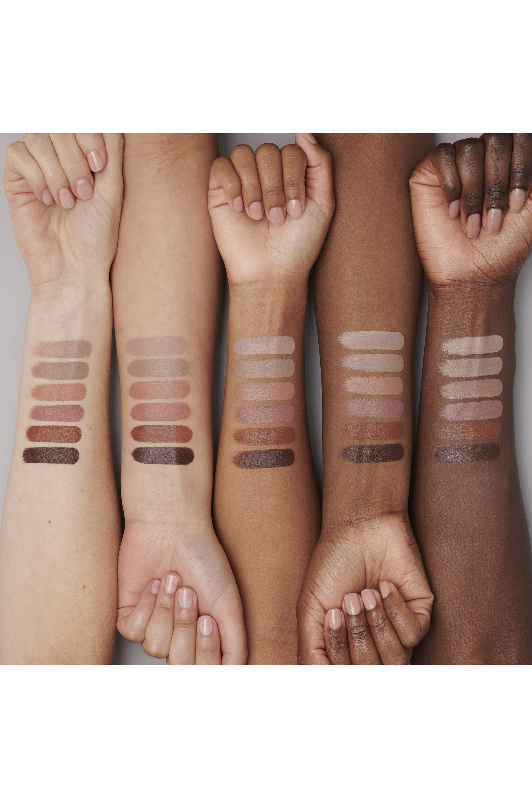 أحمر شفاه ام ايه سي اكسيمال ناعم غير لامع