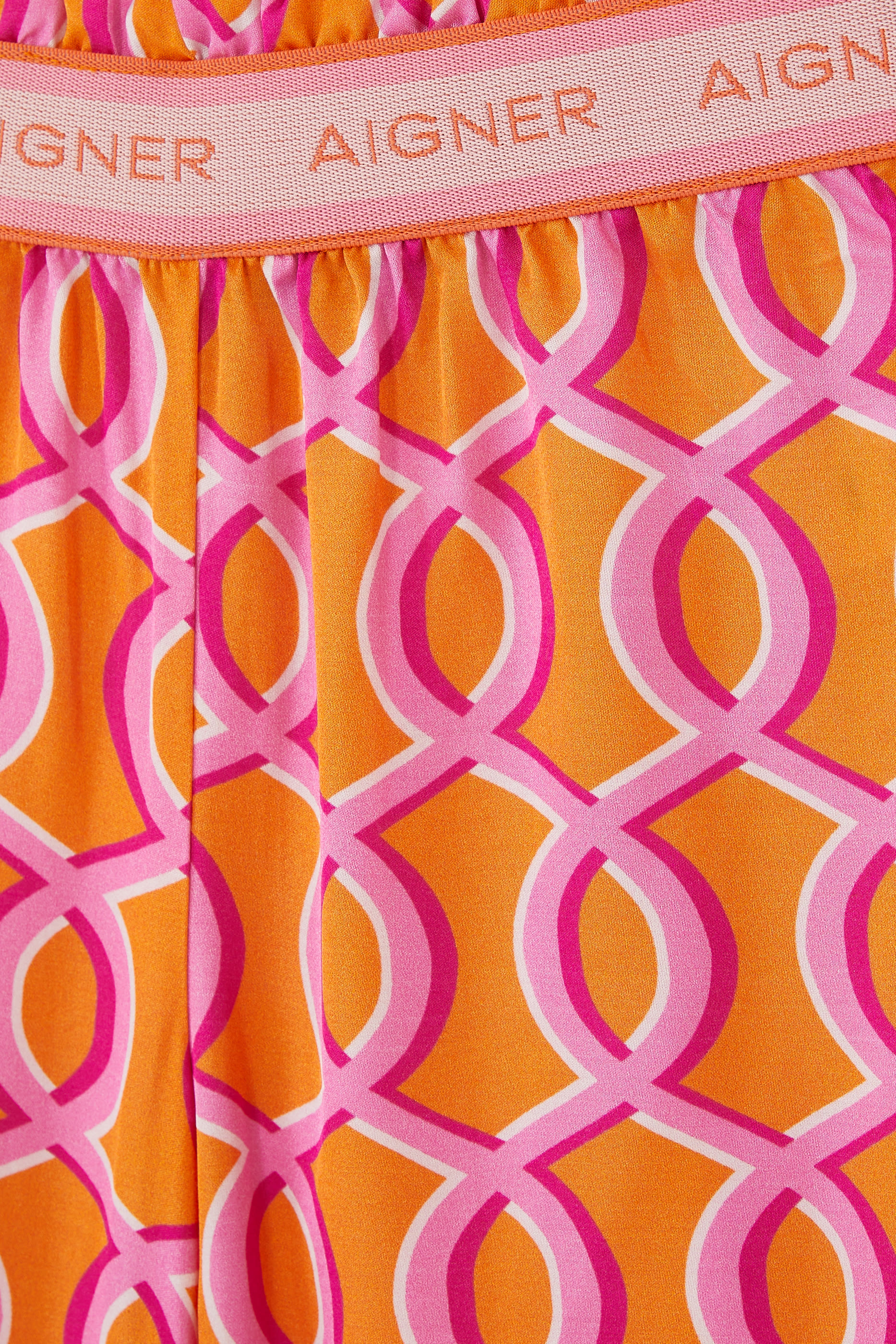 بنطال بقصة ساق واسعة للأطفال