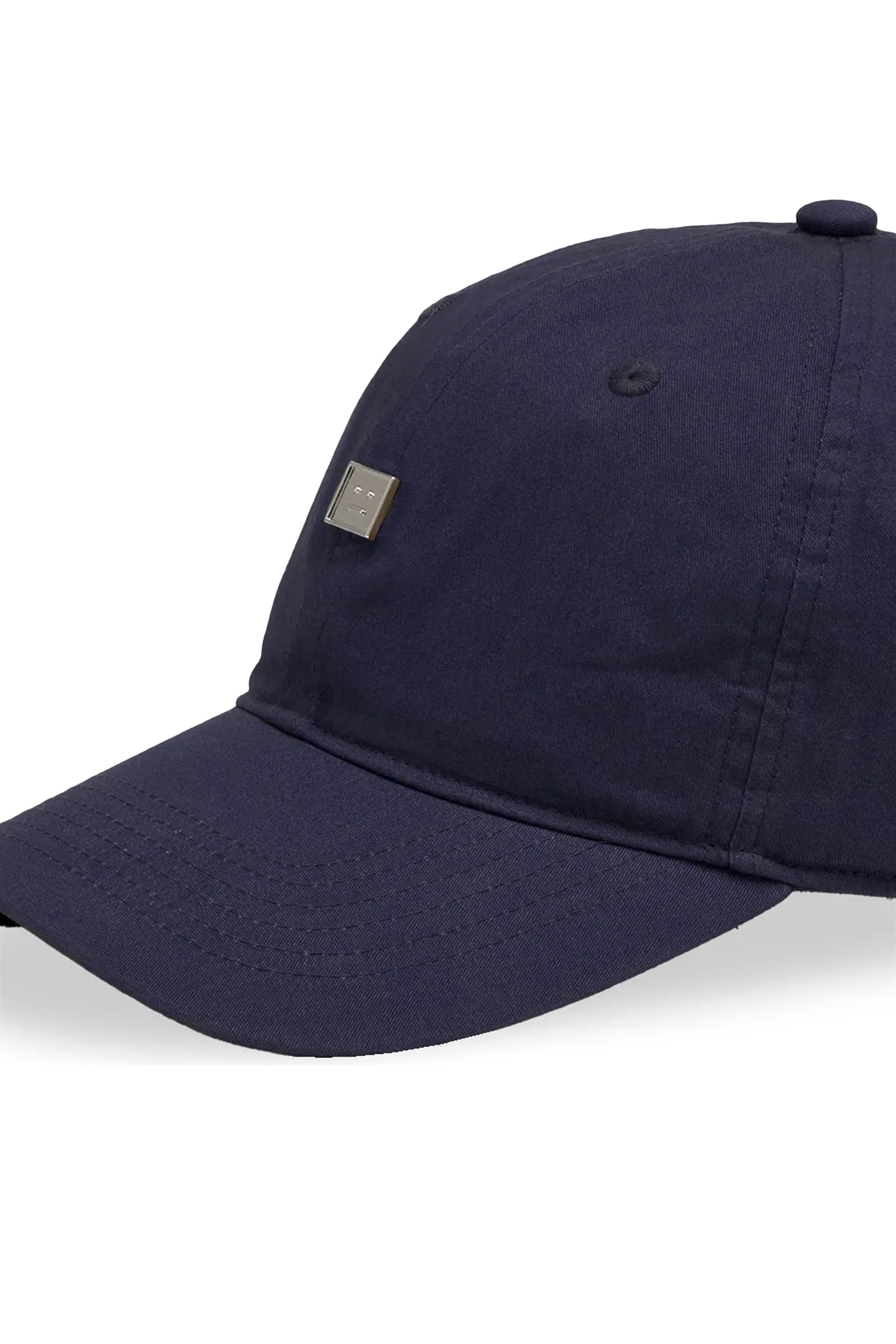 كاب بحلية بطبعة وجه