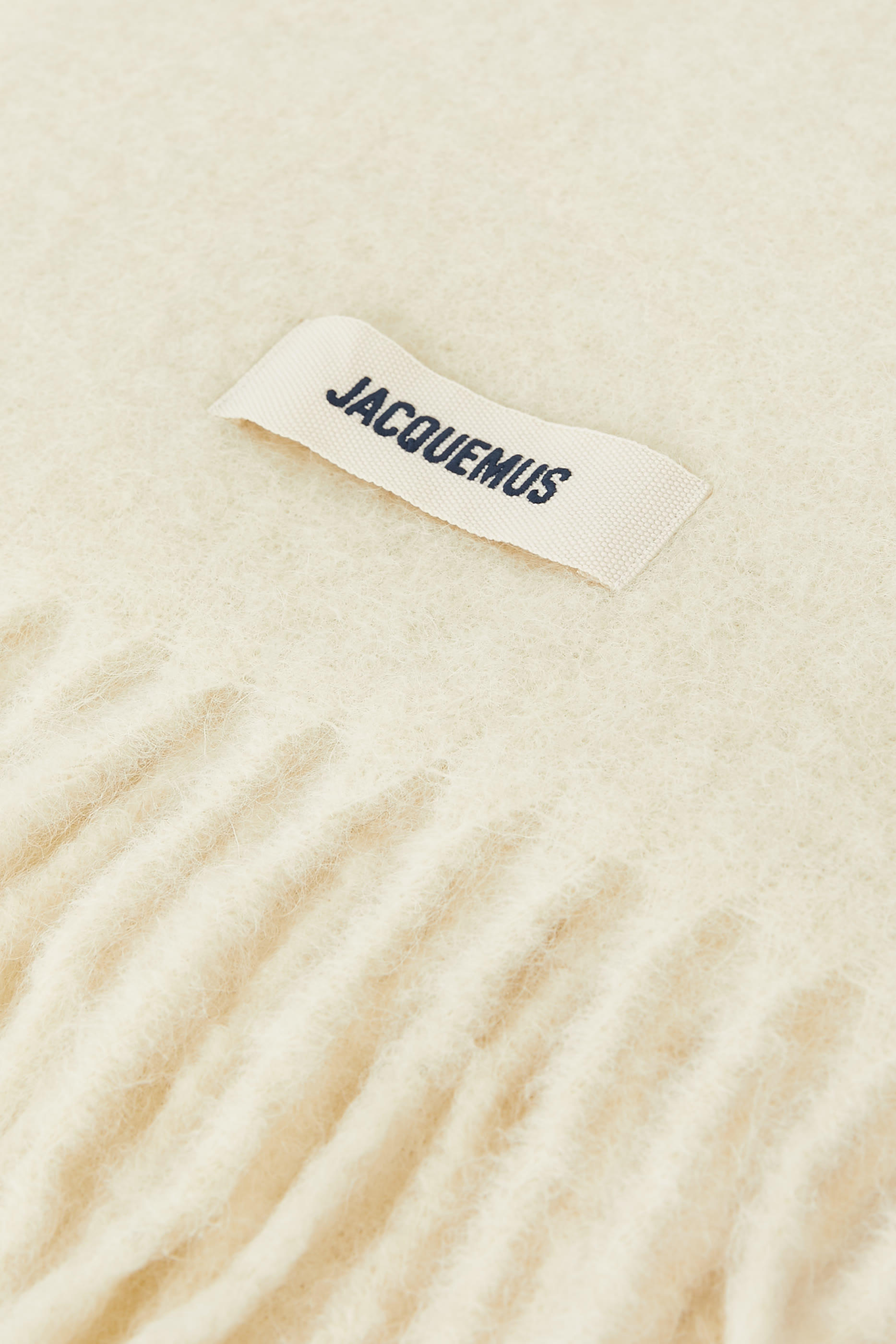 وشاح لاشارب كارو