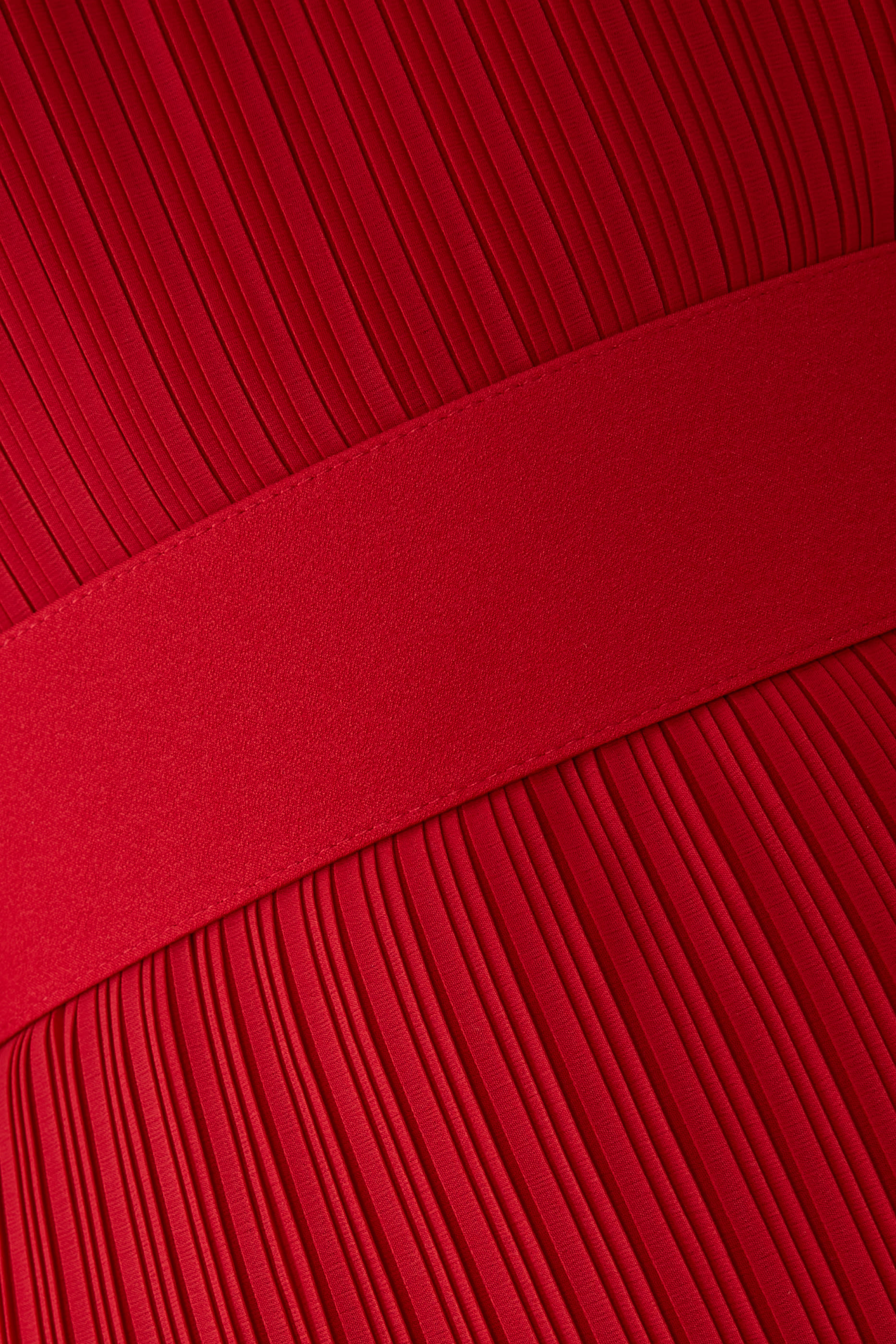 فستان ميرابل طويل بطيات