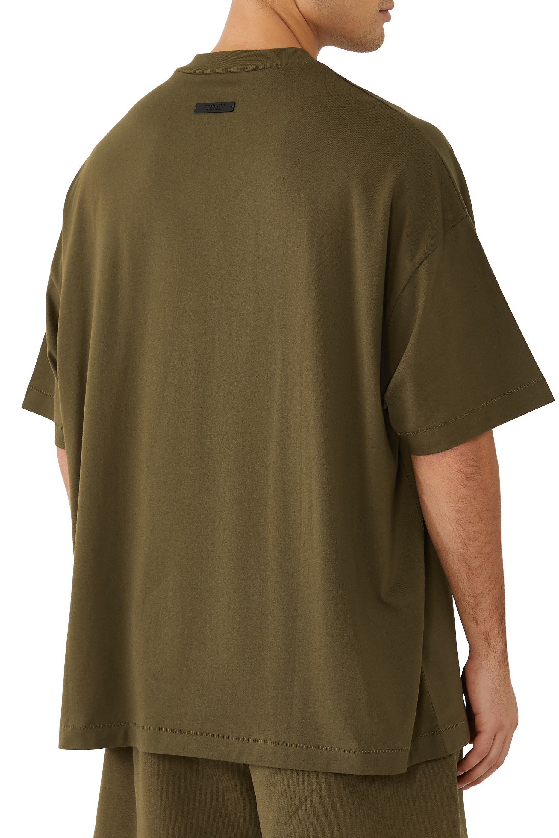 تيشيرت بياقة ضيقة جيرسيه