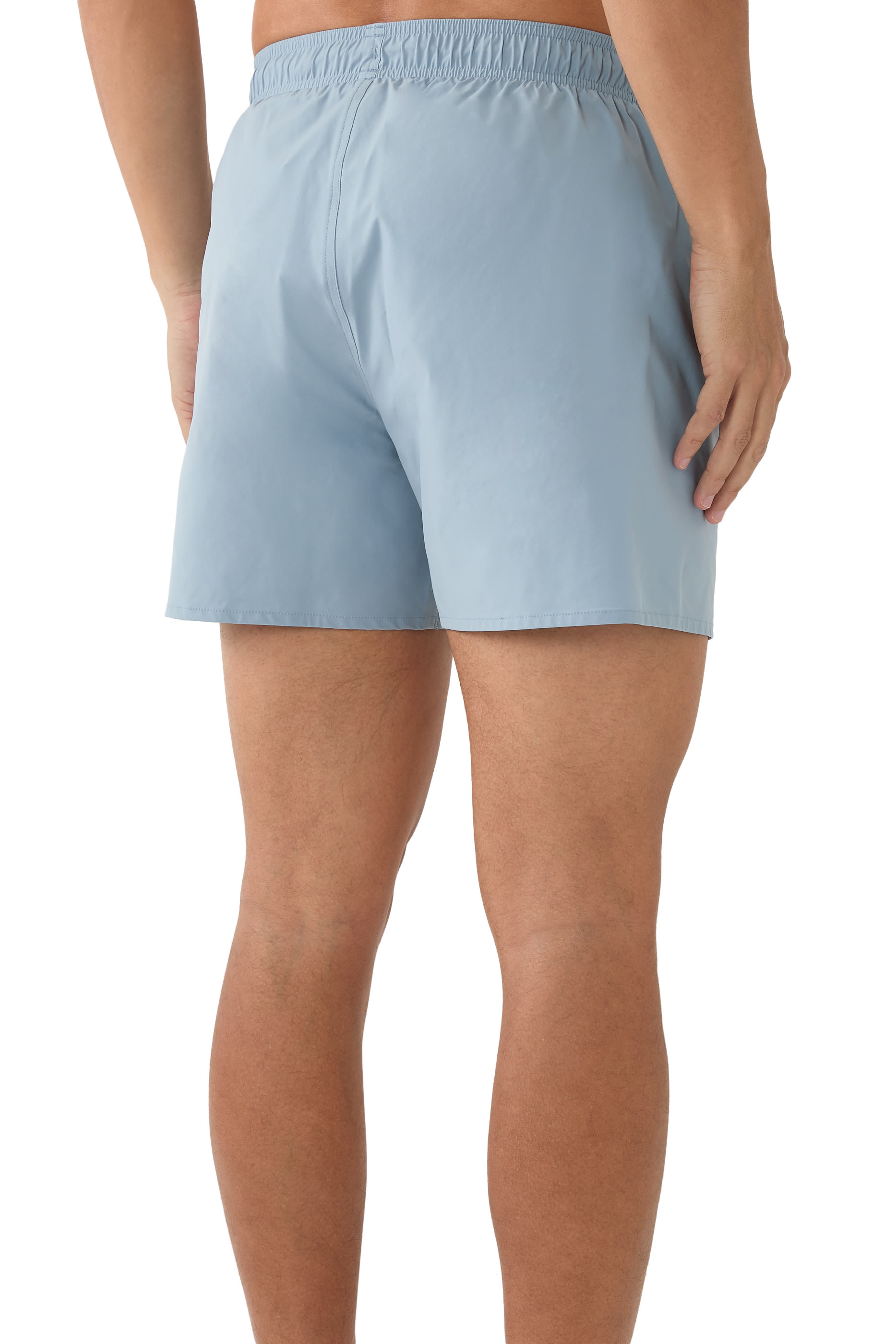 شورت سباحة بشعار الماركة ونسر حجم صغير