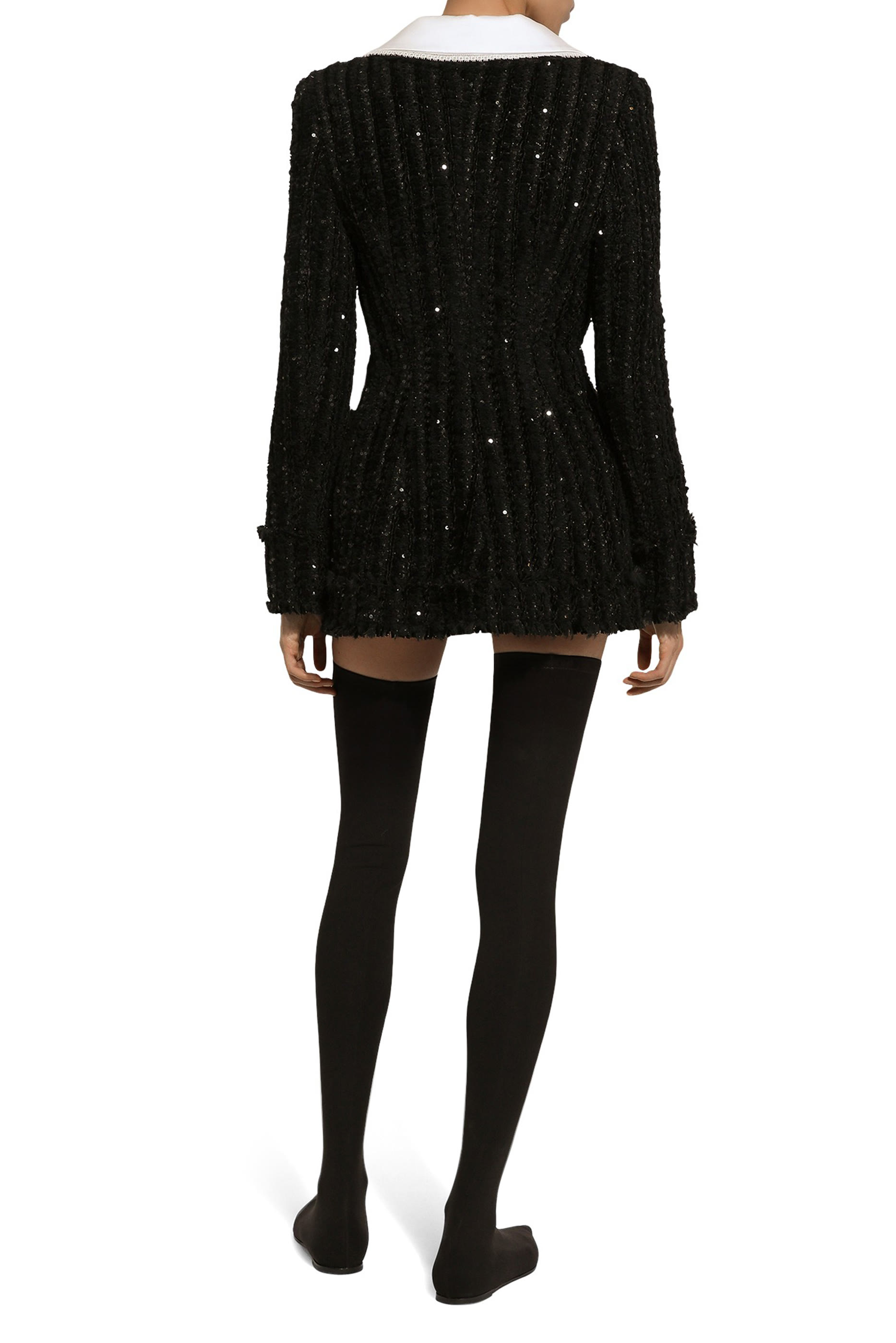 جاكيت تويد مطرز بترتر