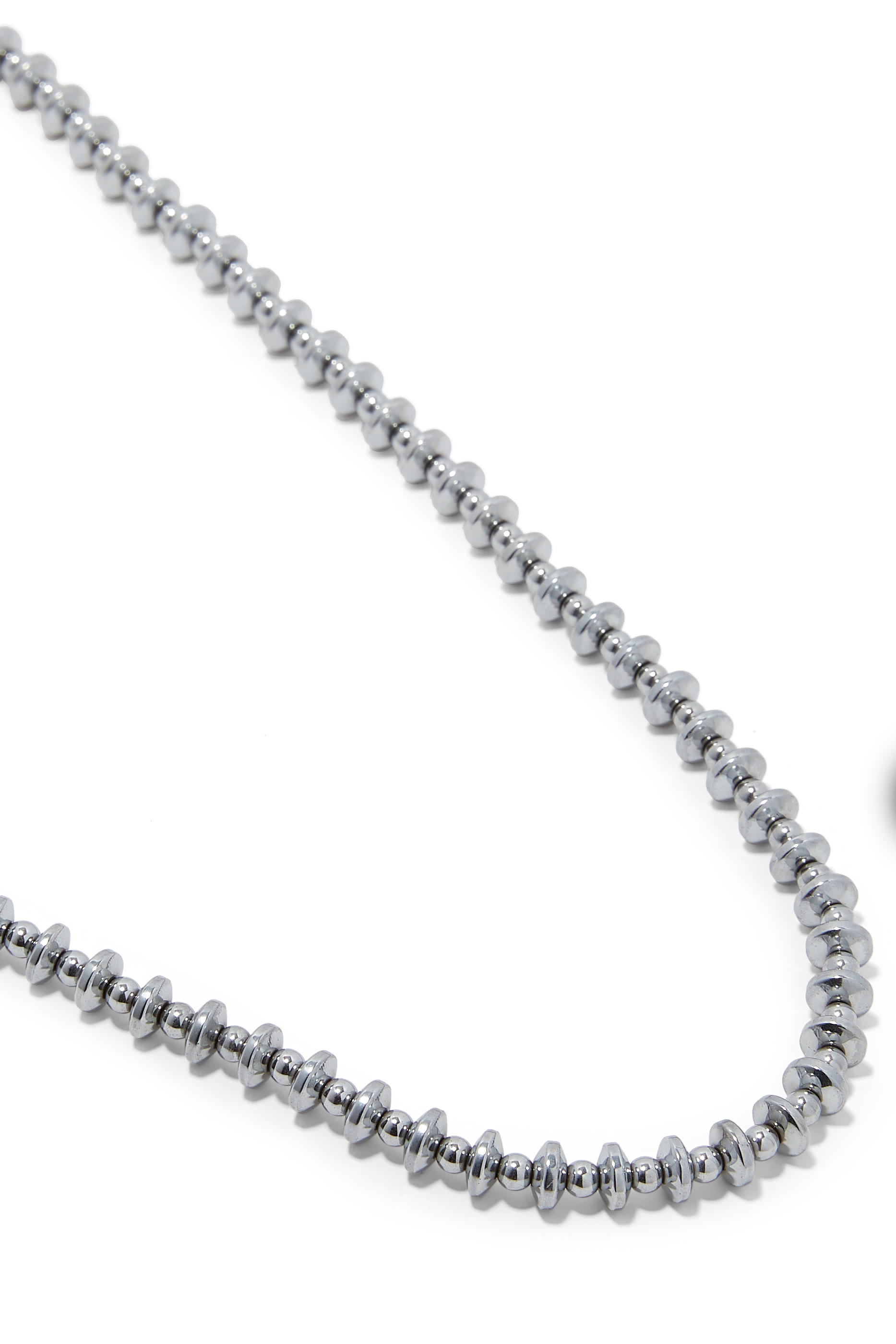 قلادة بدلاية بشكل يمامة