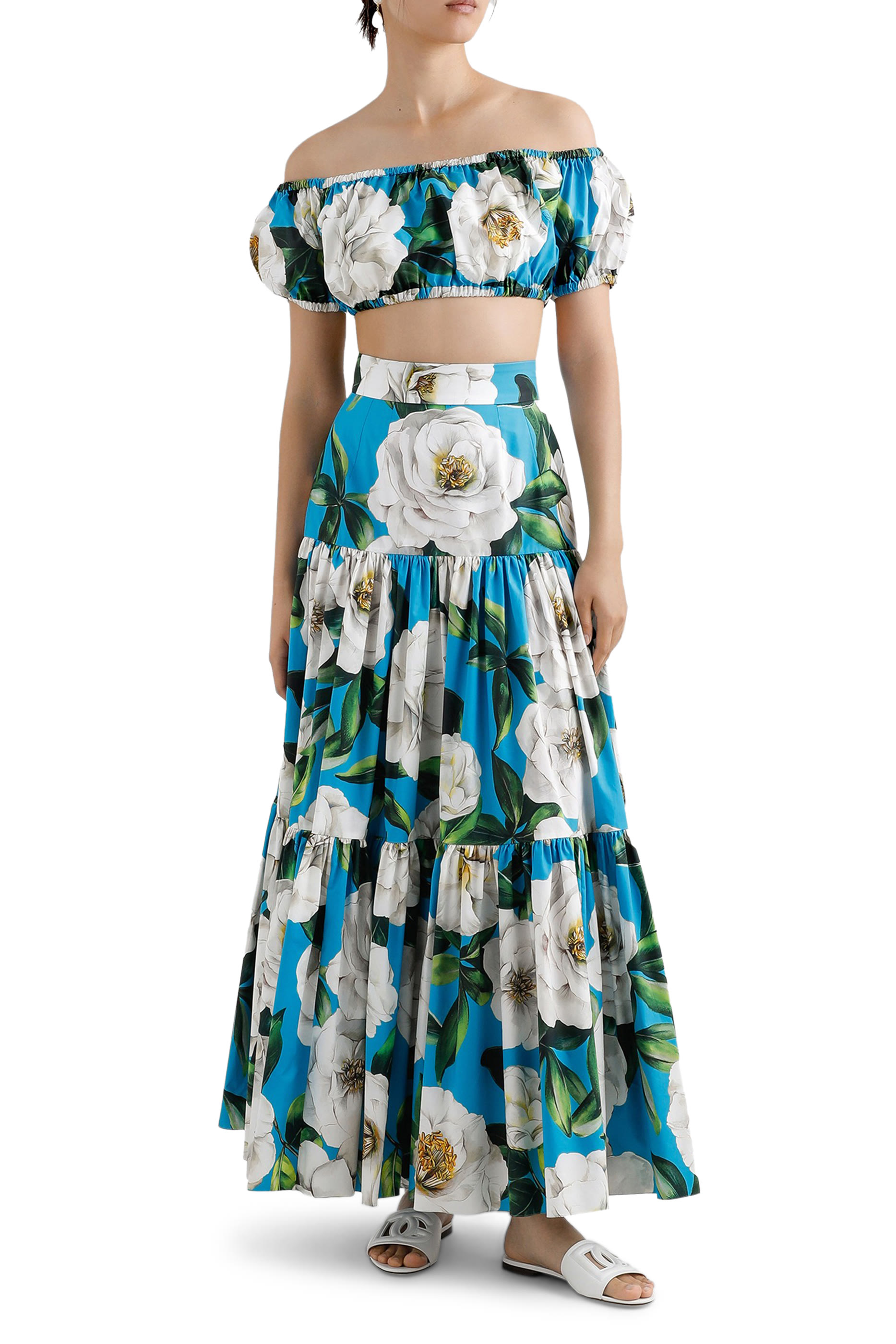 تنورة بطبعة زهور