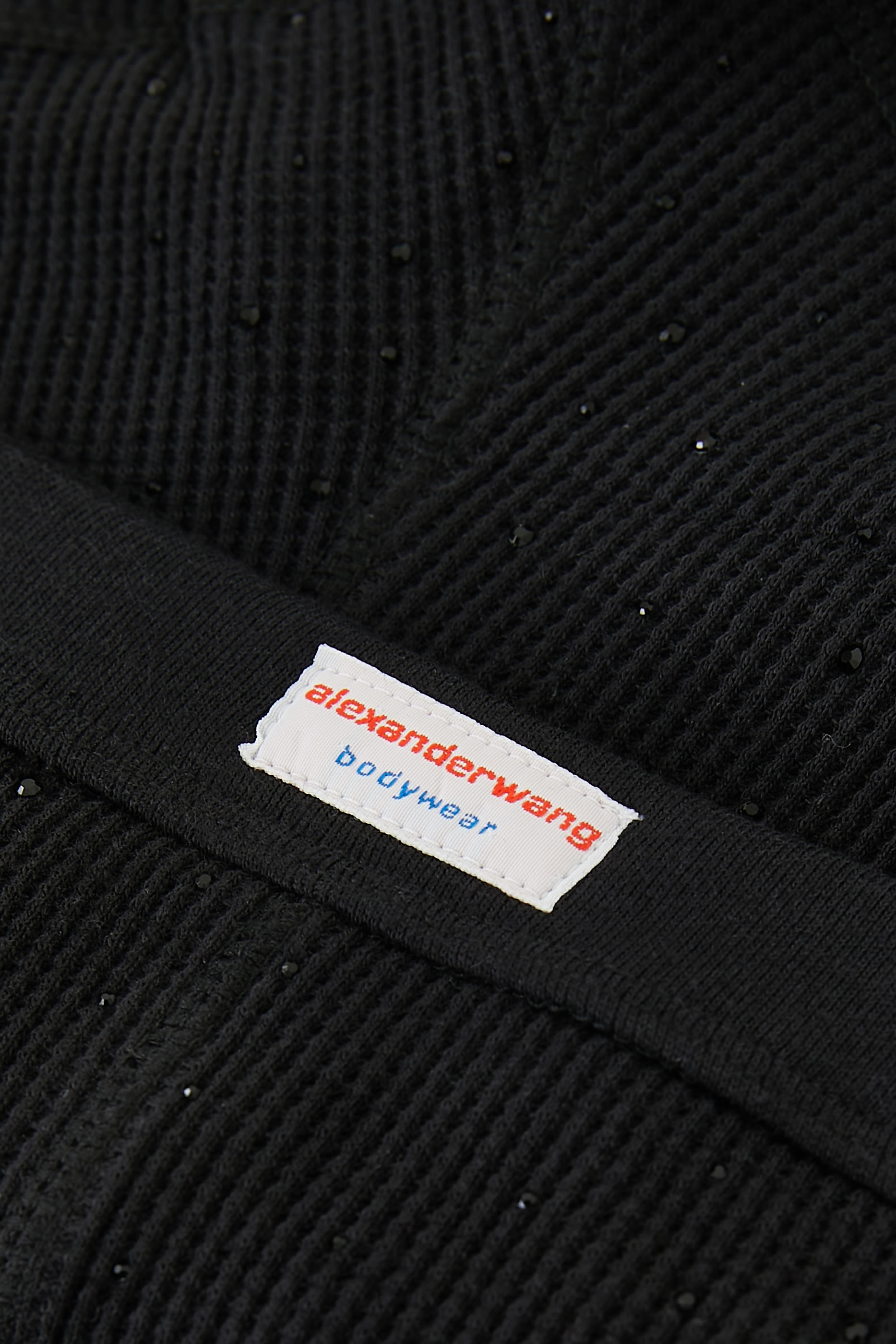 شورت مرصع بكريستال مثبت حراريا نسيج متشابك