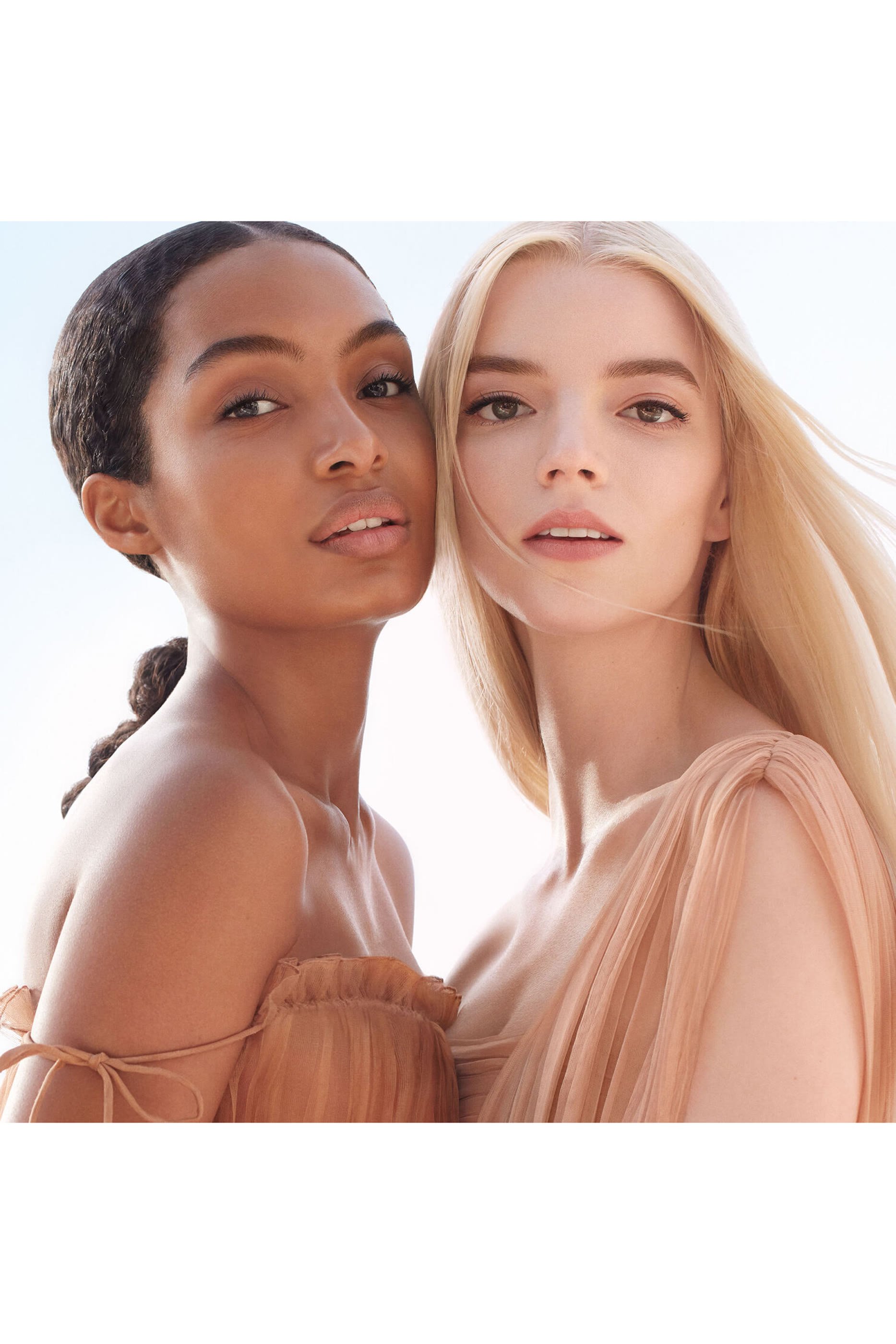 خافي عيوب البشرة ديور فوريفر