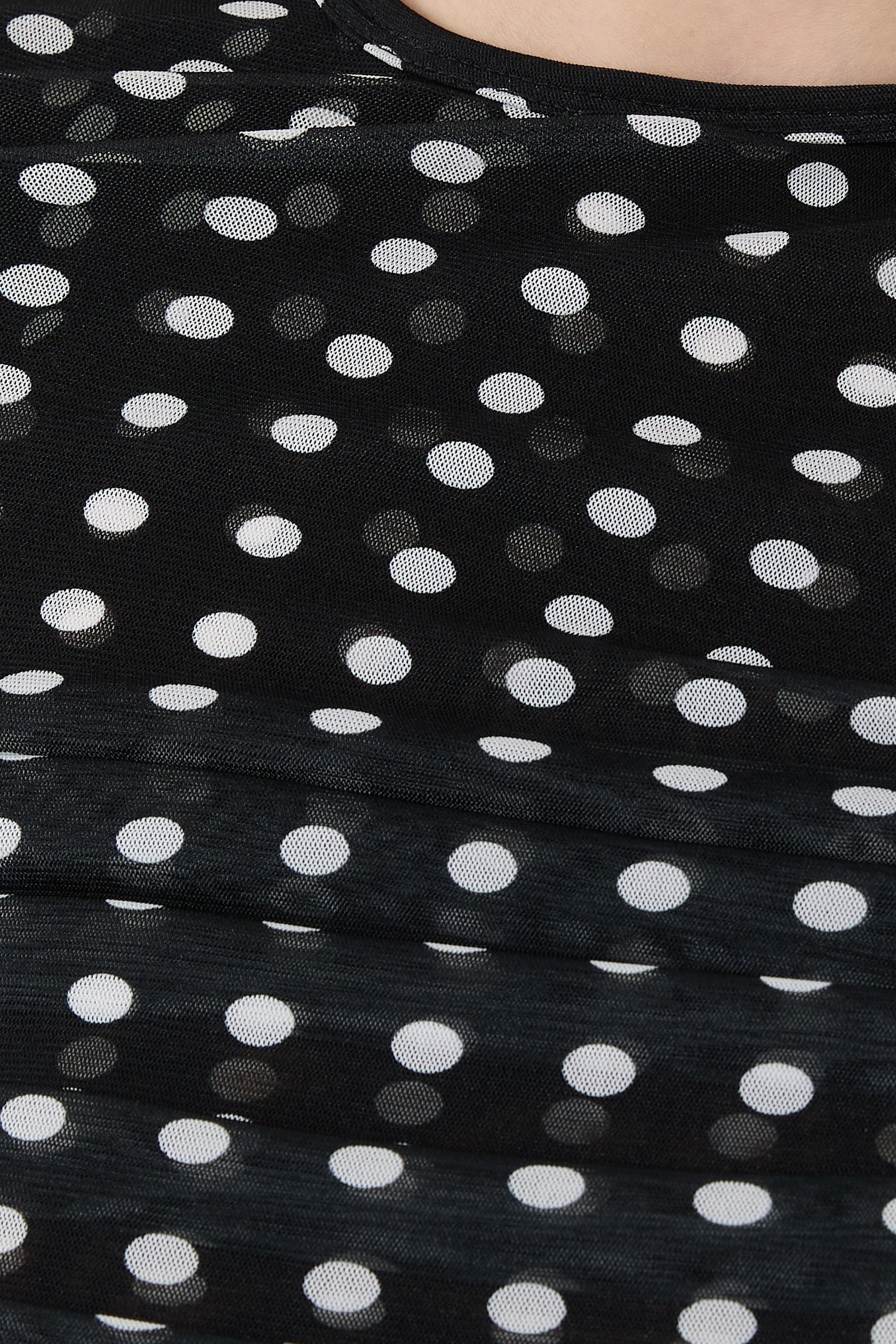 بلوزة بأكمام طويلة نايلون معاد تدويره