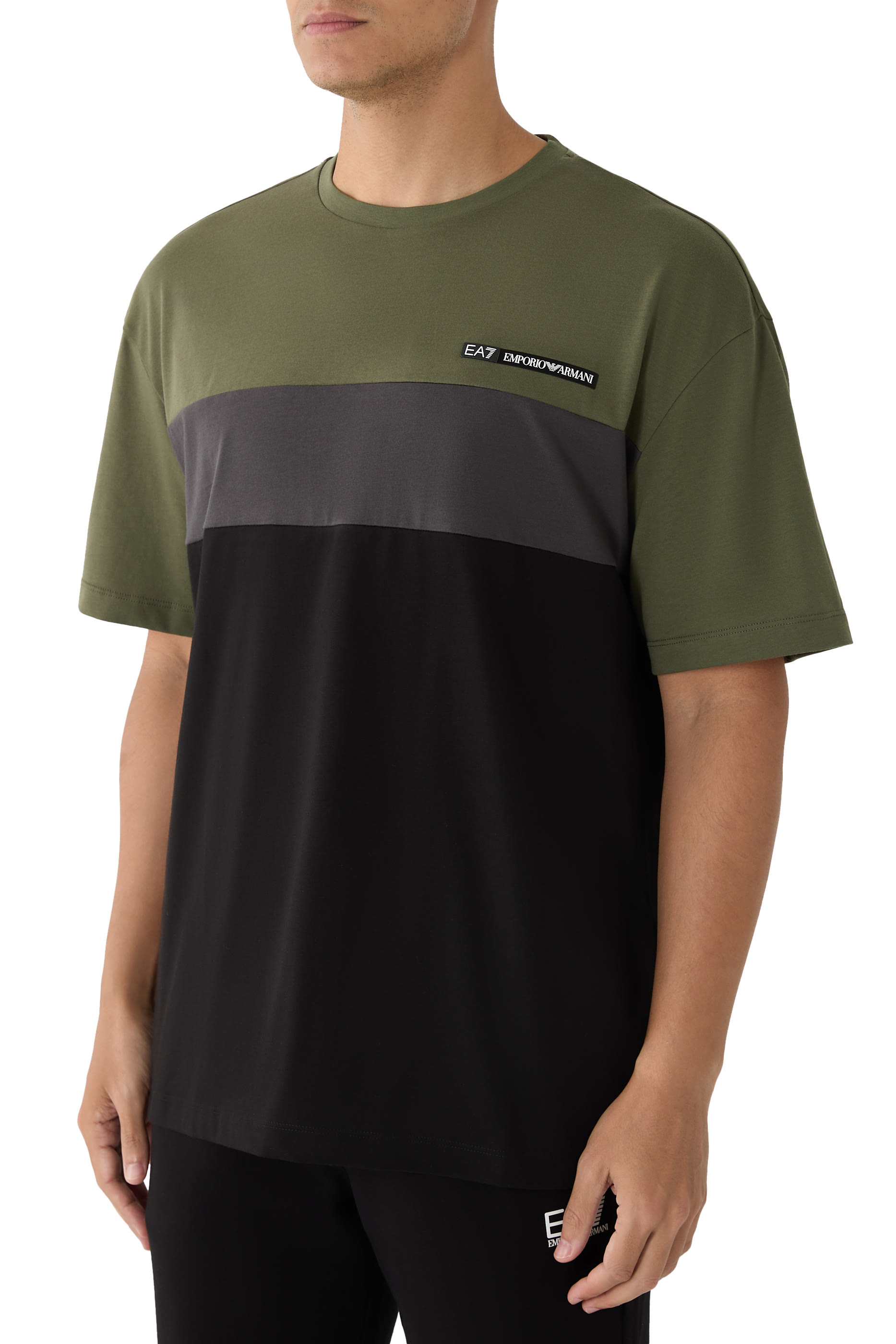 تيشيرت رياضي بشعار الماركة قطن