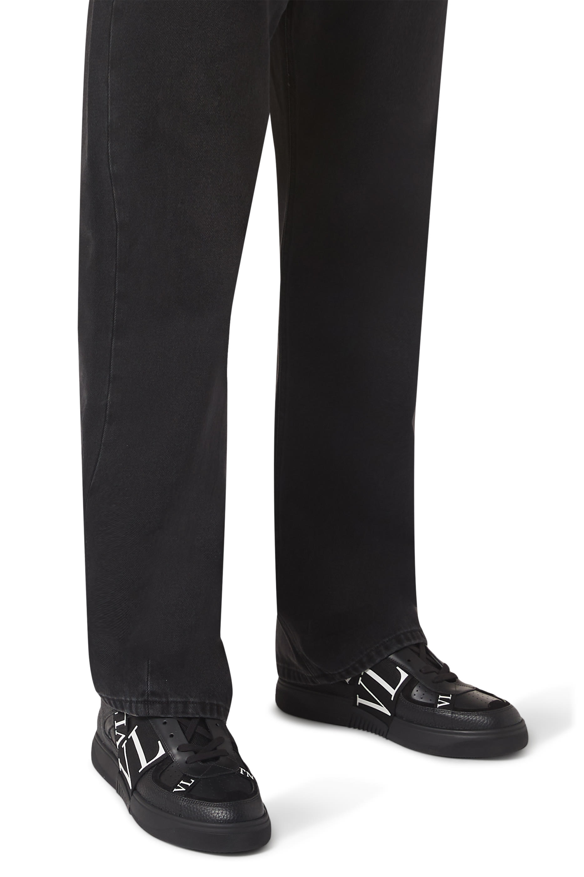 سنيكرز في آي 7 إن بكاحل منخفض وأشرطة مطاطية جلد عجل 