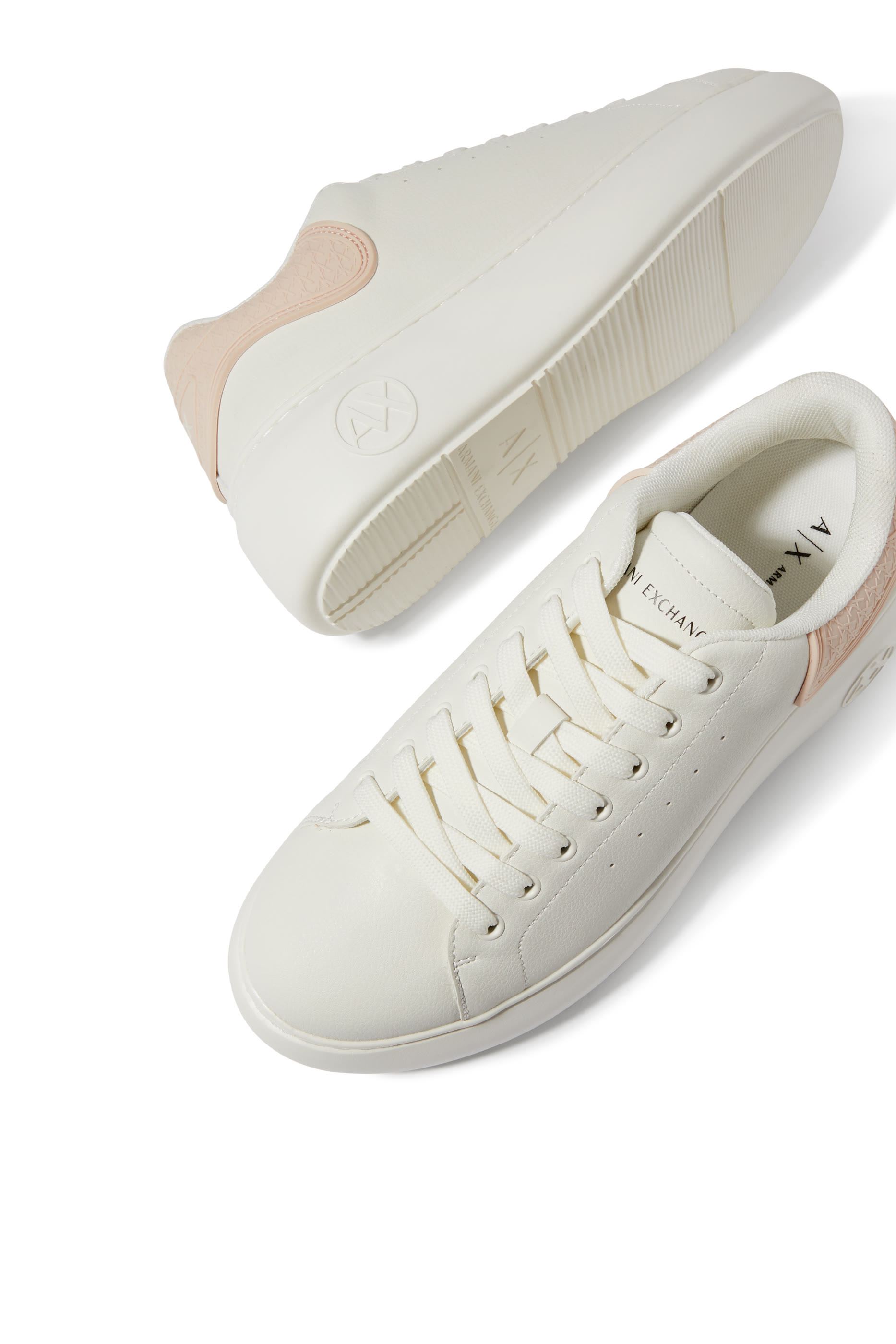 سنيكرز سوبر بكاحل منخفض