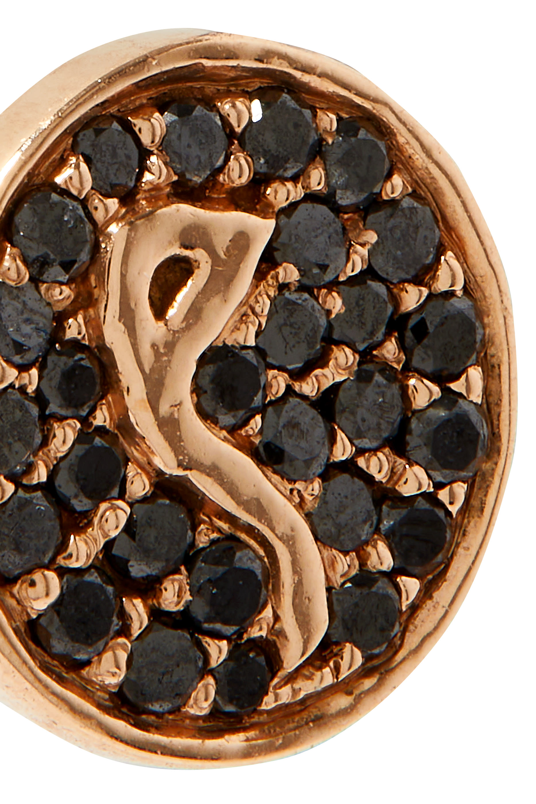 أقراط أولا دائرية بتصميم حرف م مرصع بالماس الأسود ذهب وردي عيار 18