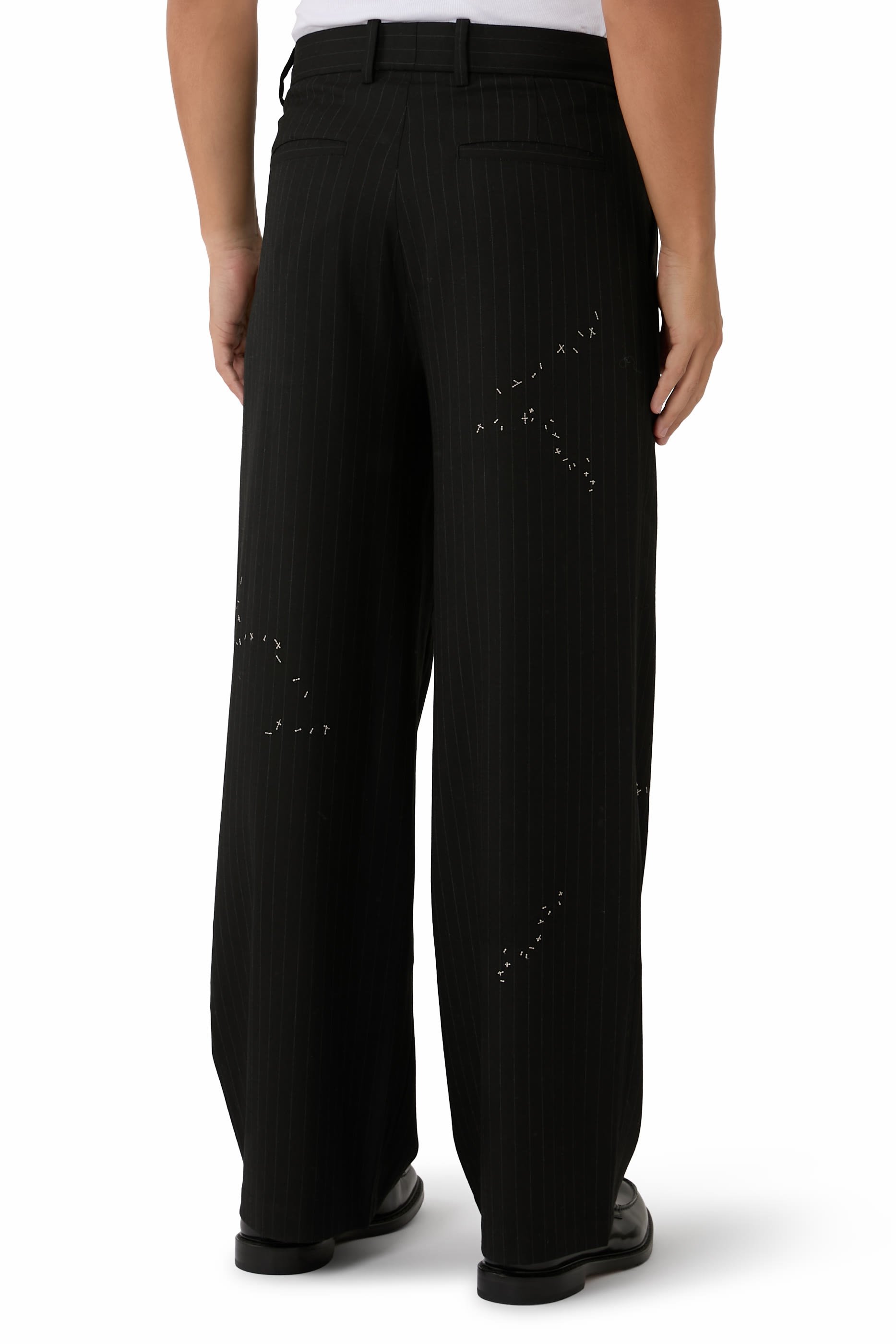 بنطال باكستيج بقصة مريحة