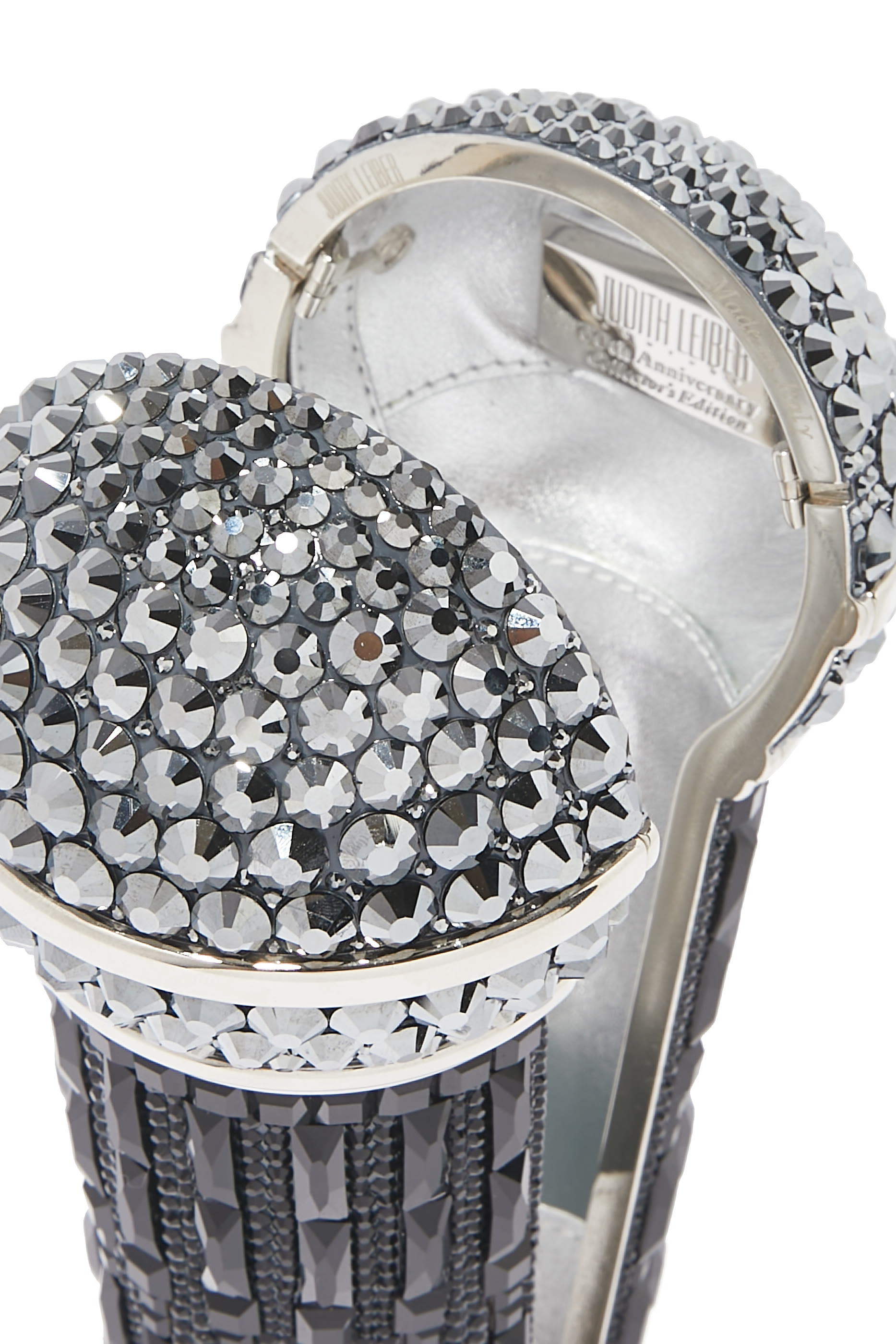 كلاتش هوت مايك بتصميم ميكروفون