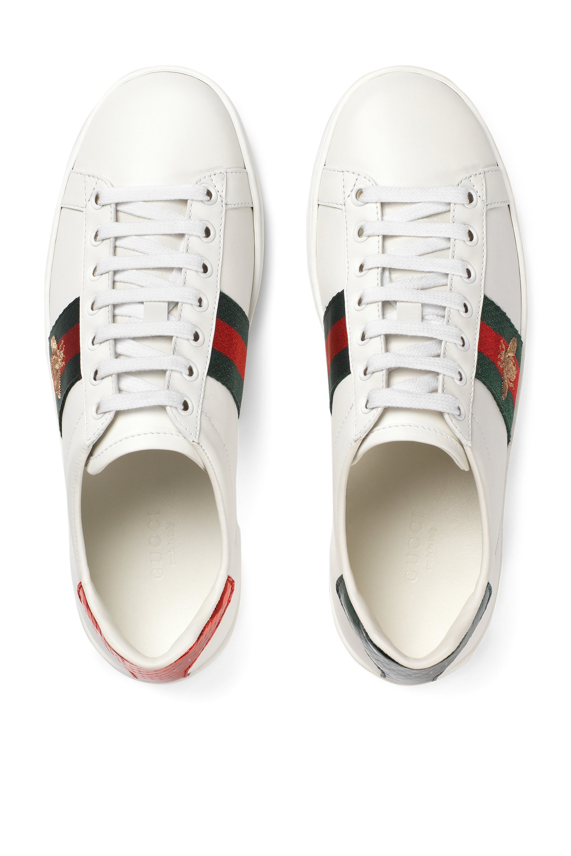 سنيكرز ايس مطرز