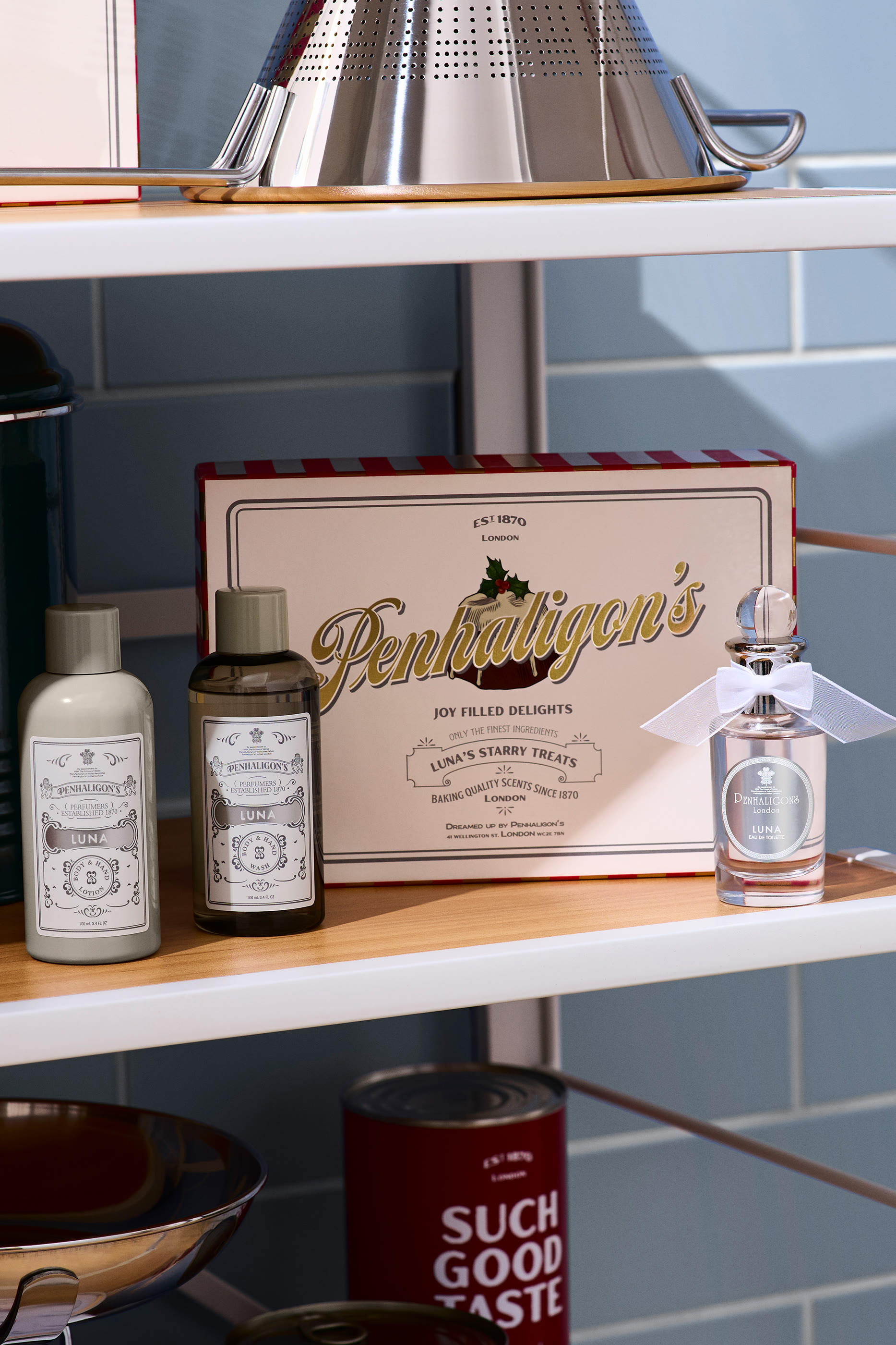 مجموعة هدايا لونا ستاري تريتس بحجم صغير للكريسماس