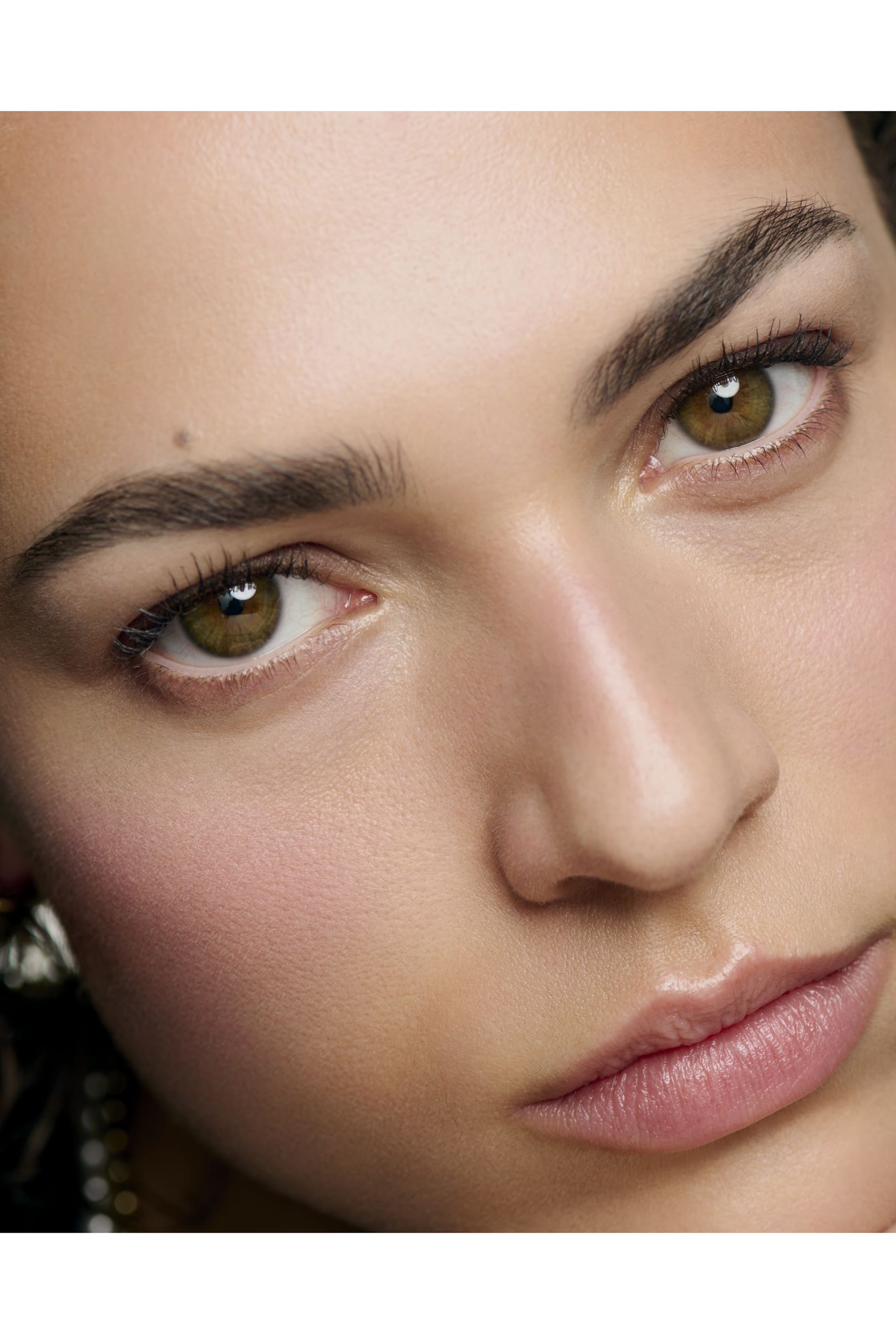 بودرة أحمر خدود وهايلايتر Les Signes De Chanel