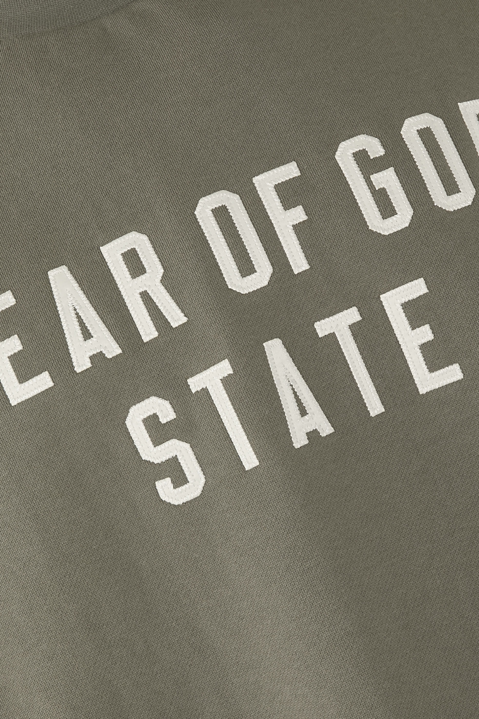 سويت شيرت بياقة ضيقة صوف