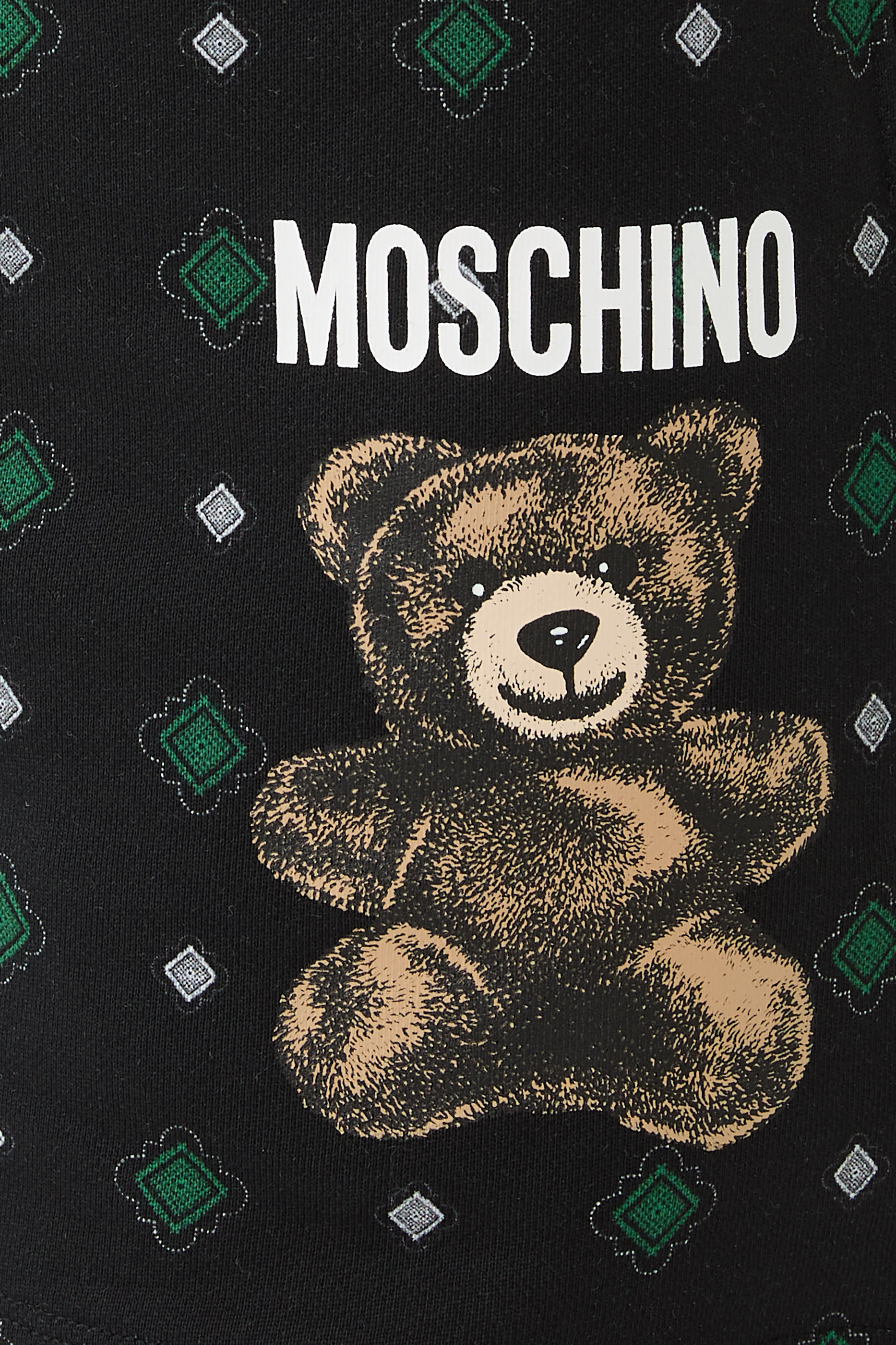 شورت بطبعة الدب تيدي