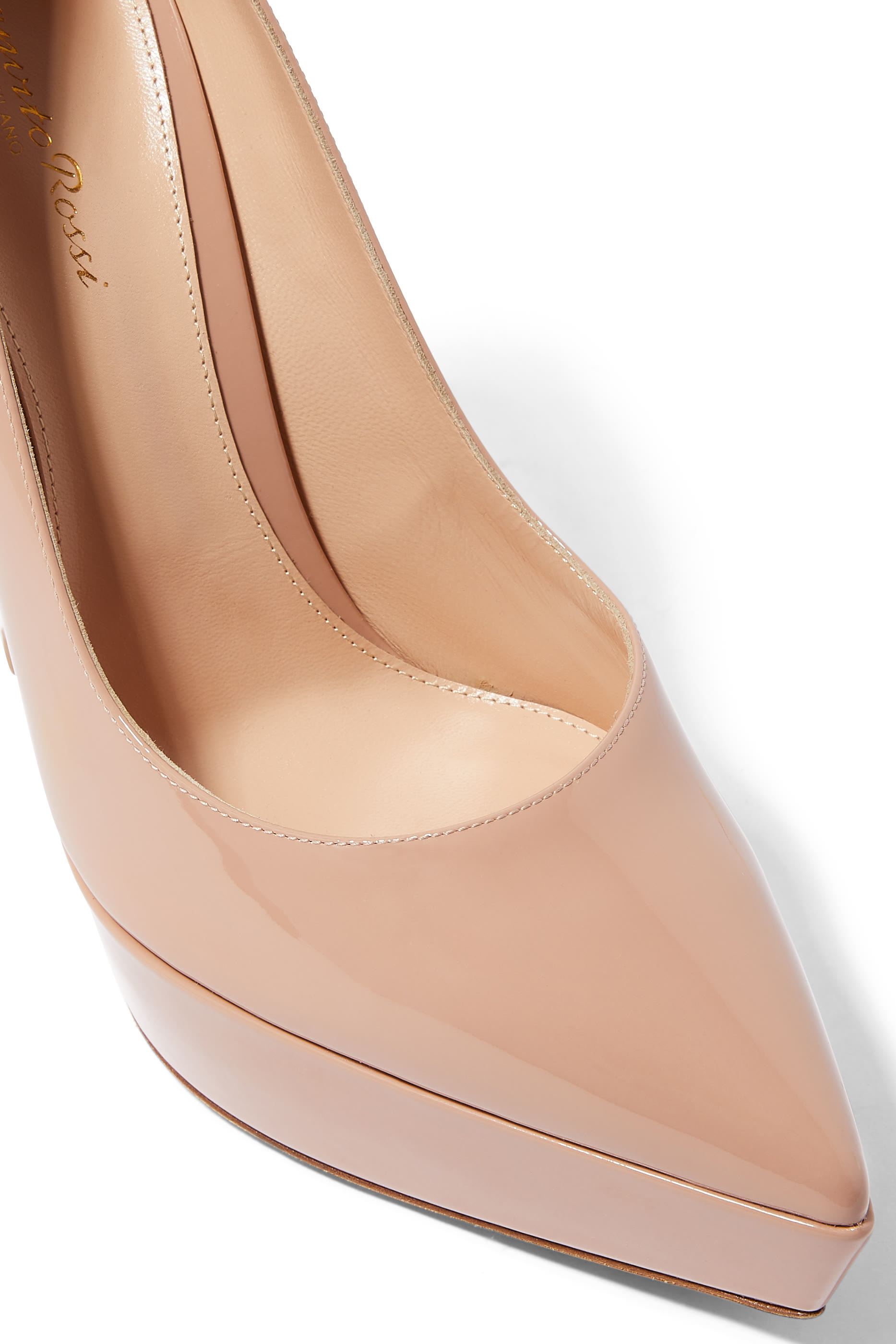 حذاء كلاسيك داا 105 جلد بنعل سميك