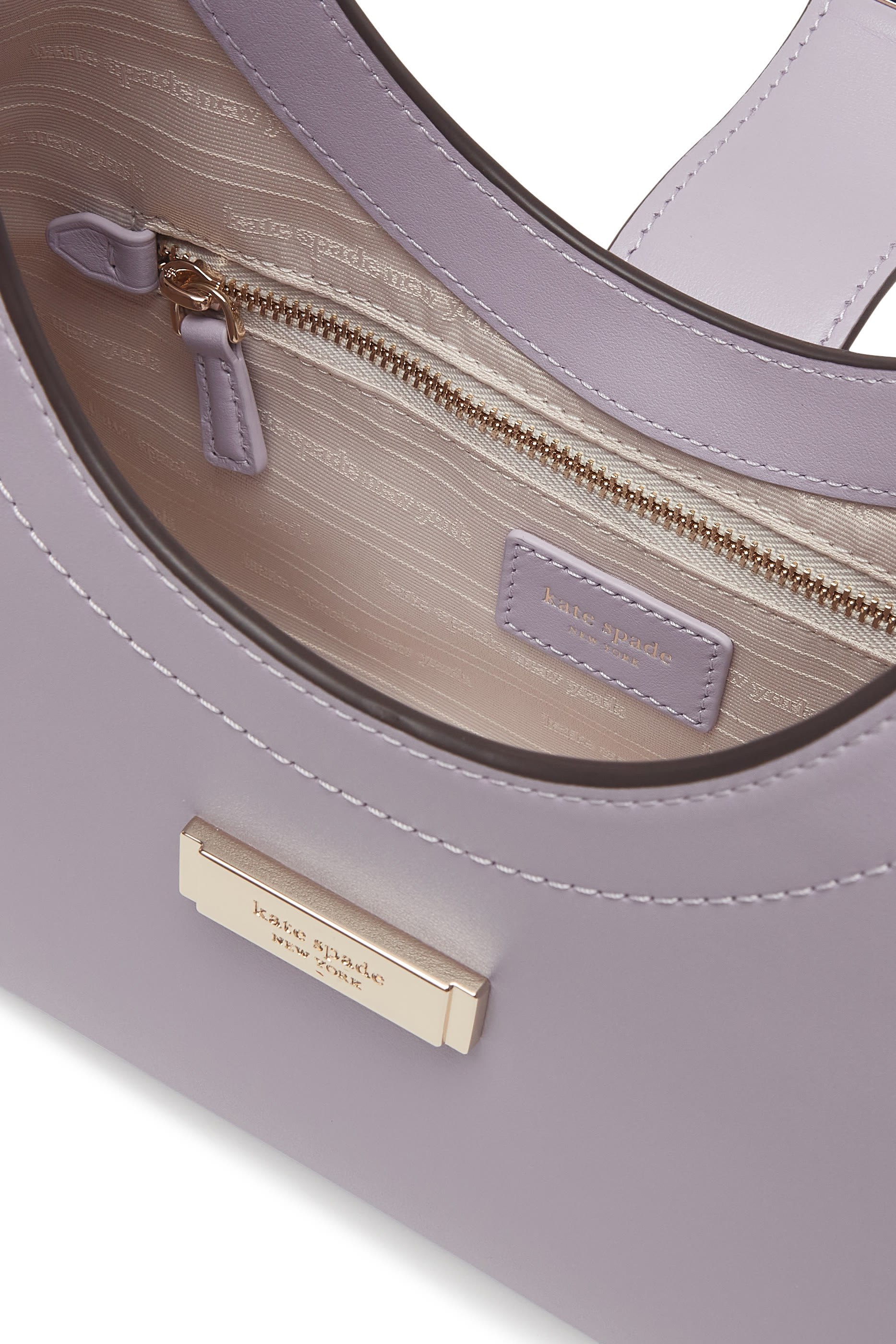 حقيبة كتف صغيرة نوفو