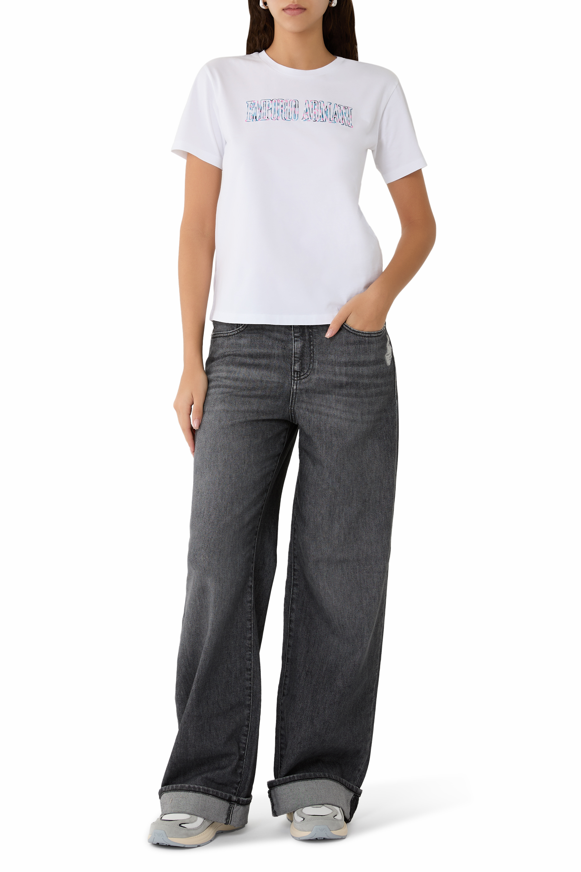 تيشيرت بشعار الماركة جيرسيه أي أس في عضوي