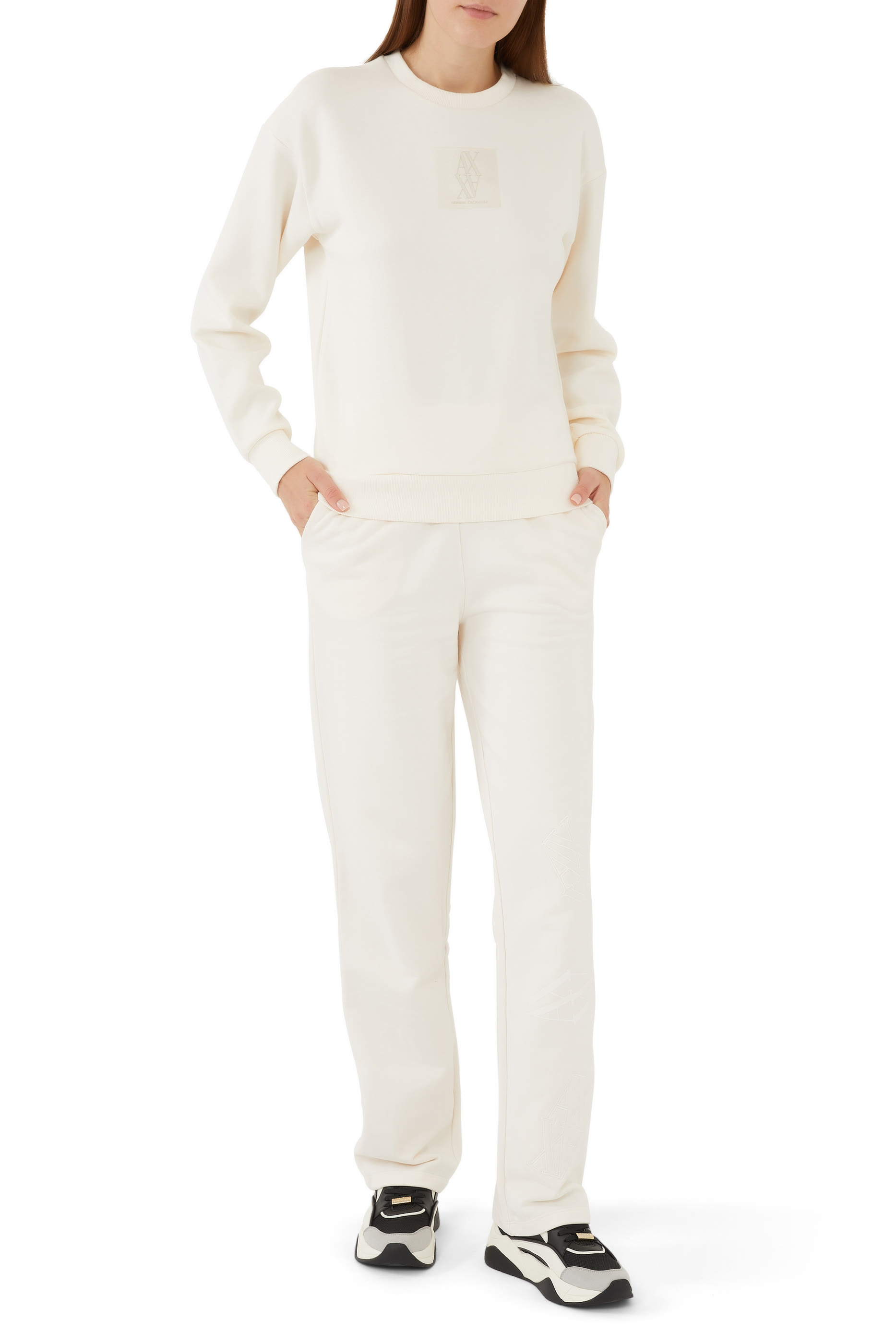 سنيكرز شير بشعار الماركة