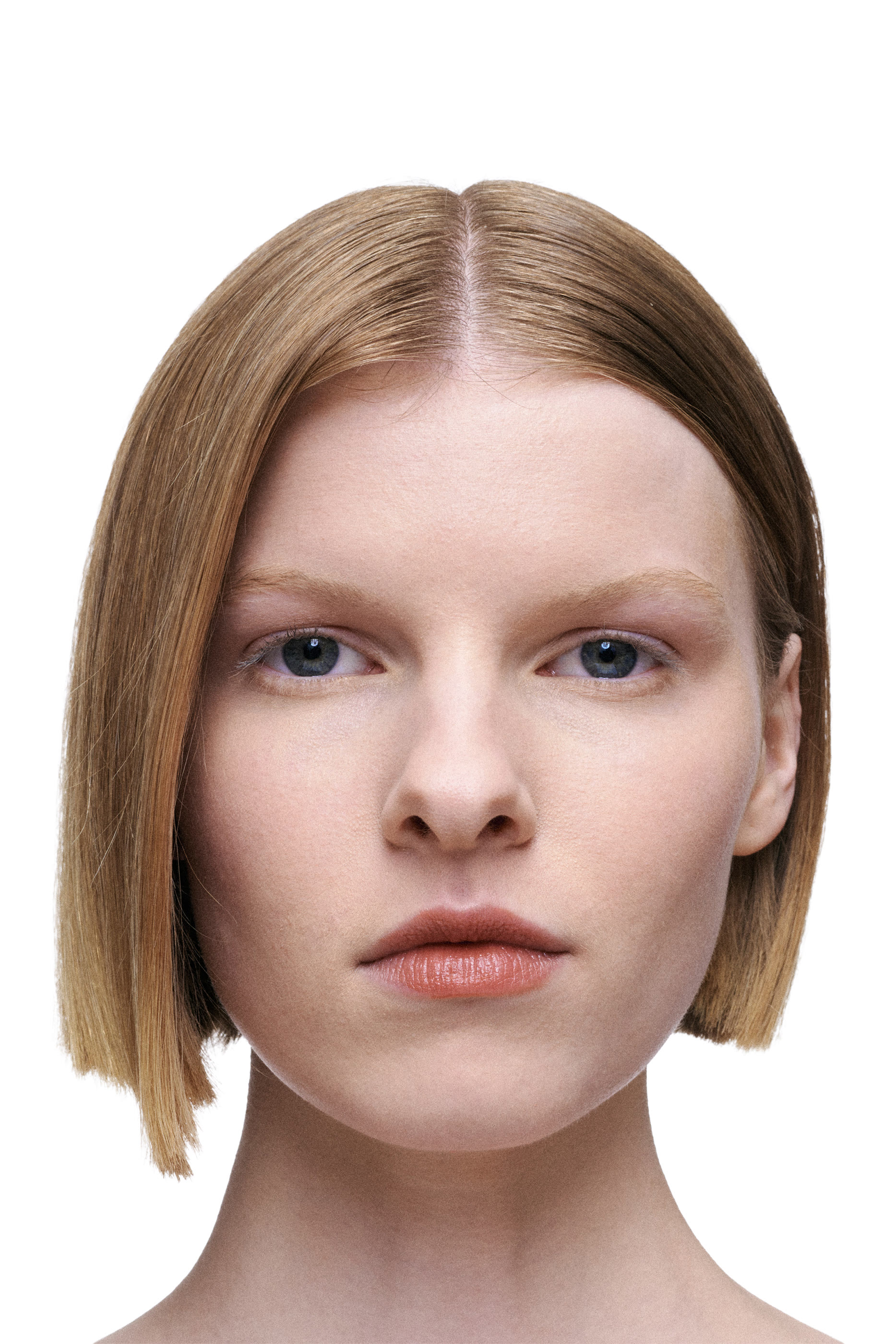 خافي عيوب البشرة ستوديو فكس سموث انغلز يدوم 24 ساعة