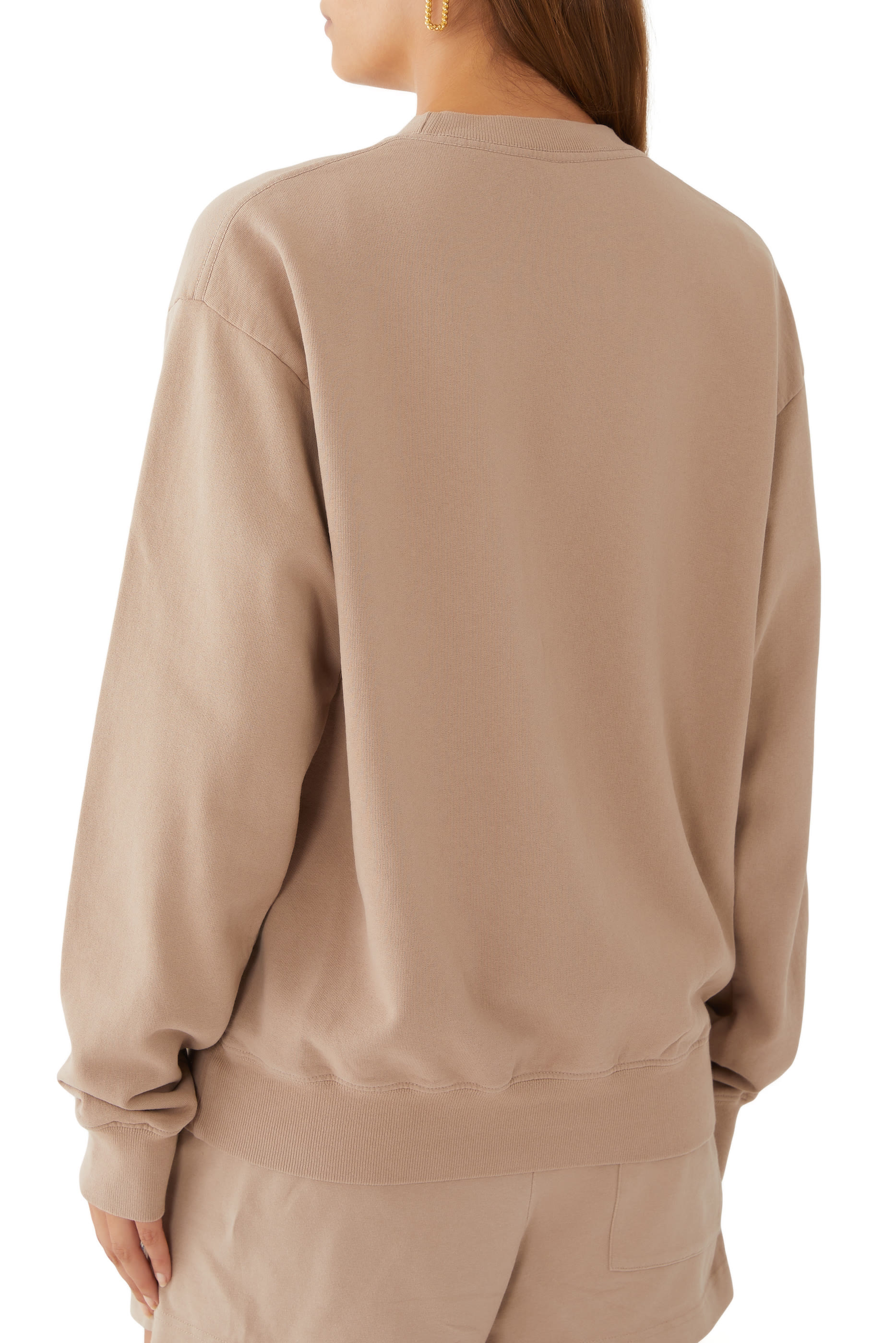 سويت شيرت ان واي هيلث كلوب بياقة ضيقة