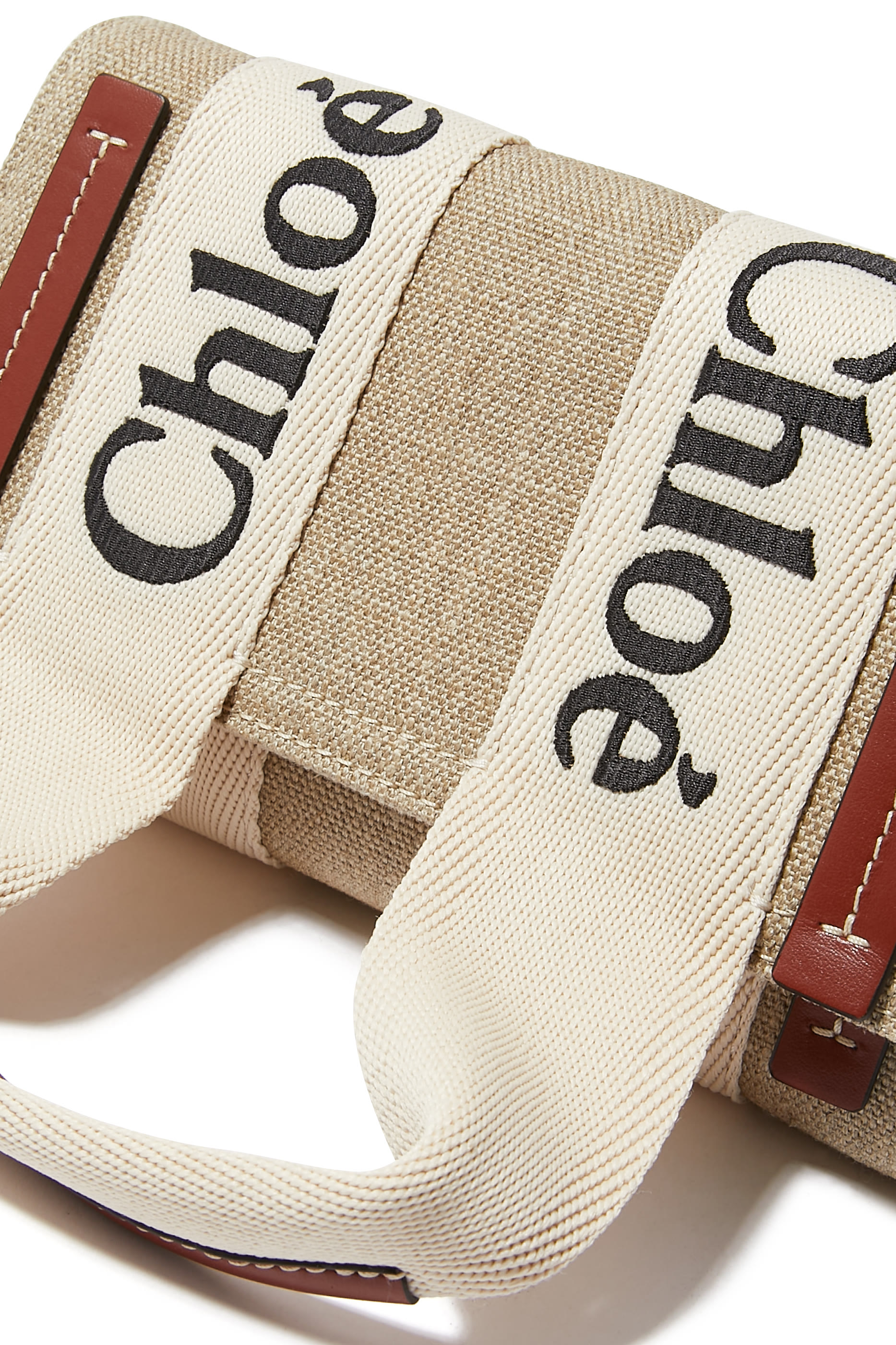 حقيبة يد وودي صغبرة