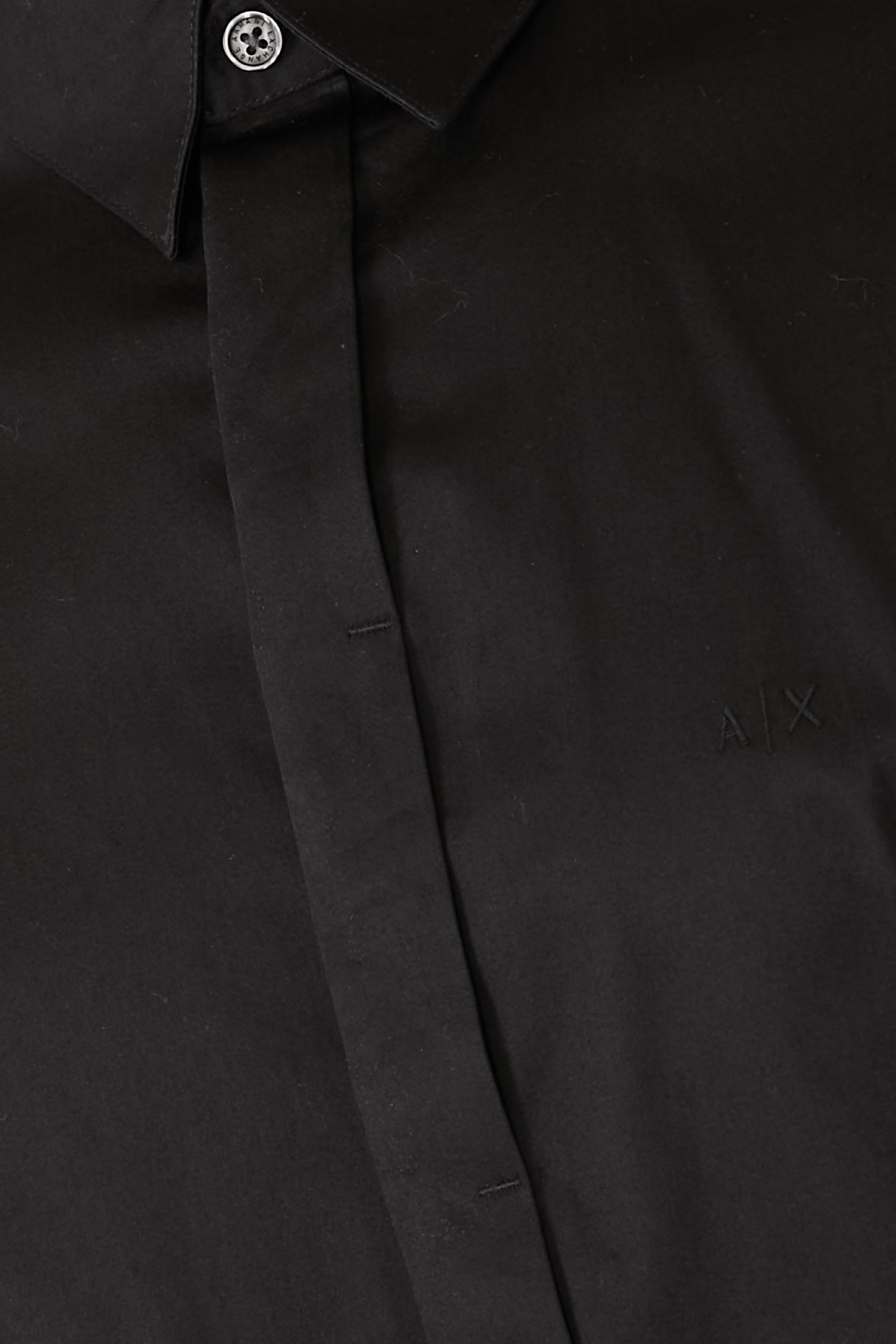 قميص بقصة عادية وخطوط