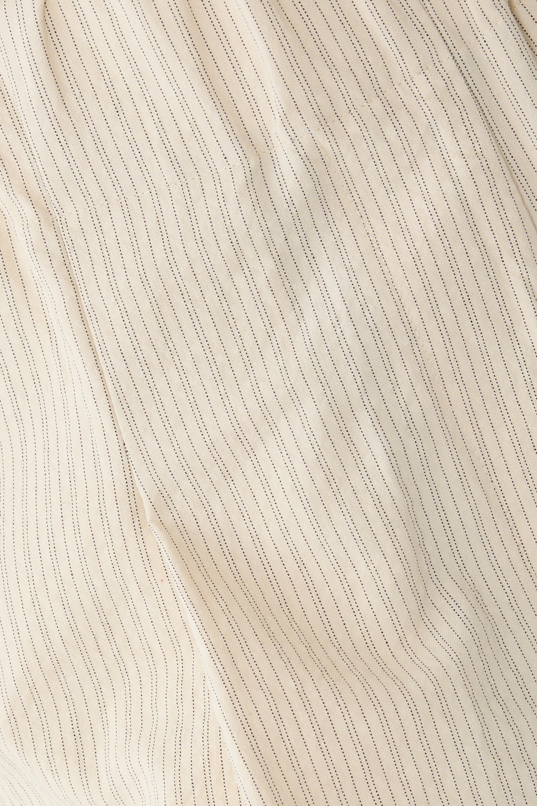 بنطال بقصة ساق واسعة بطيات