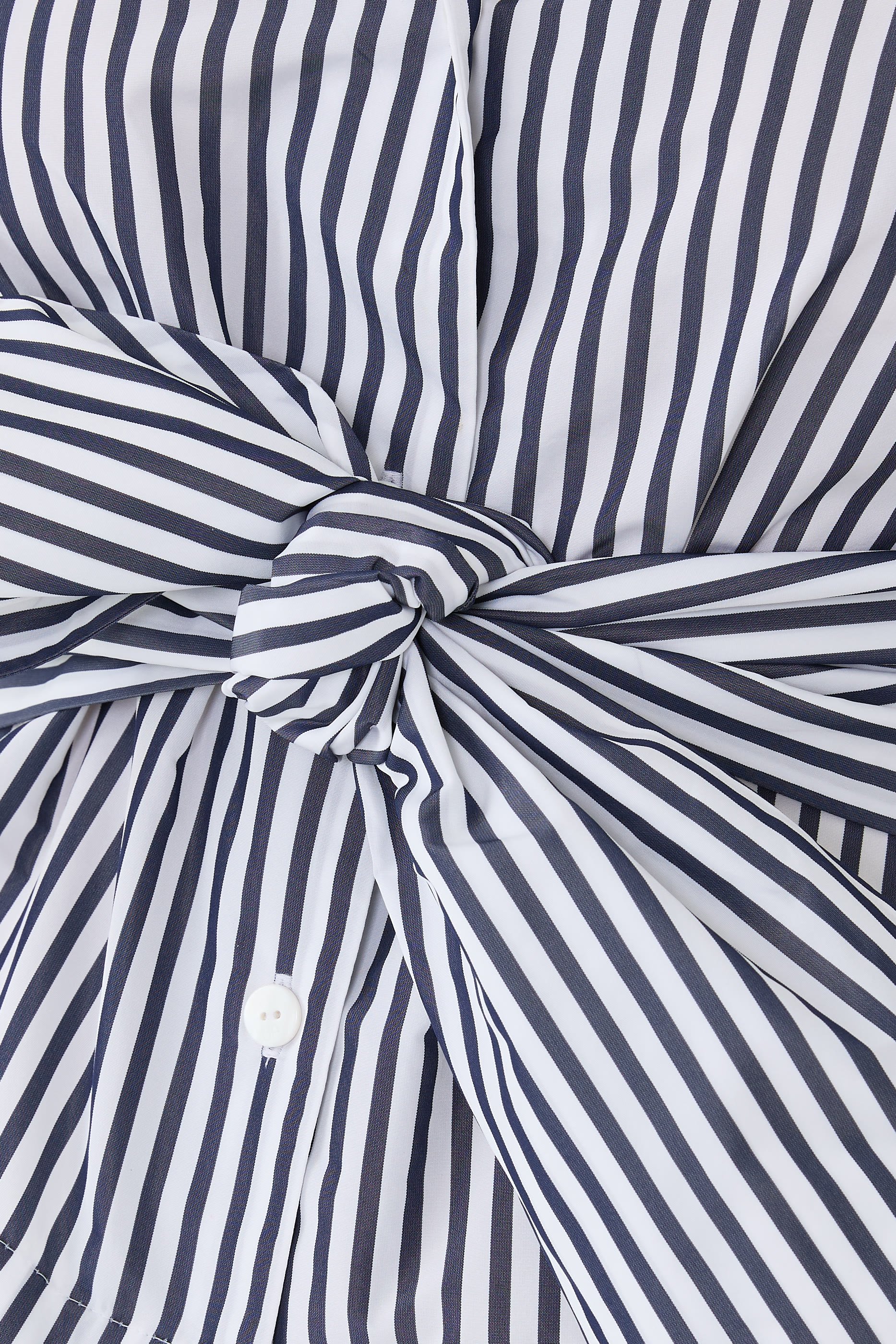 قميص مزين بعقدة فاي معاد تدويره