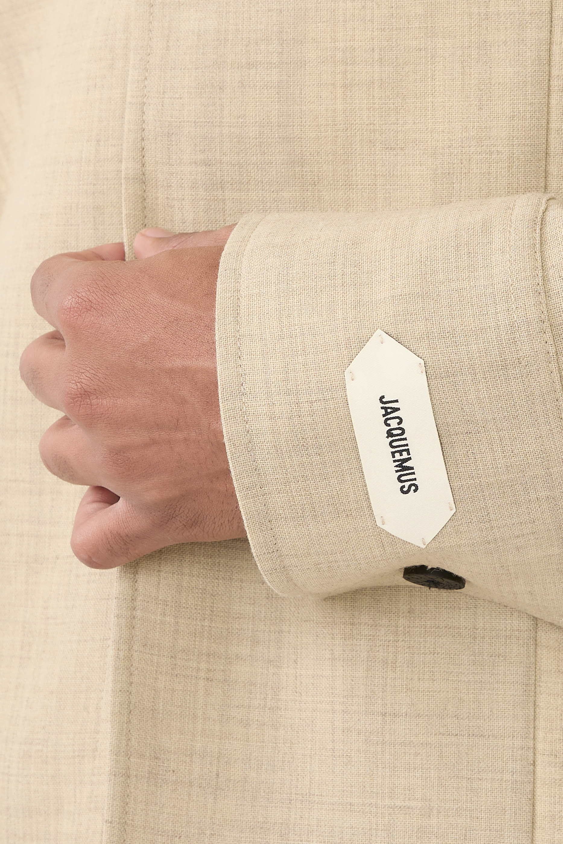 جاكيت كانيفاس