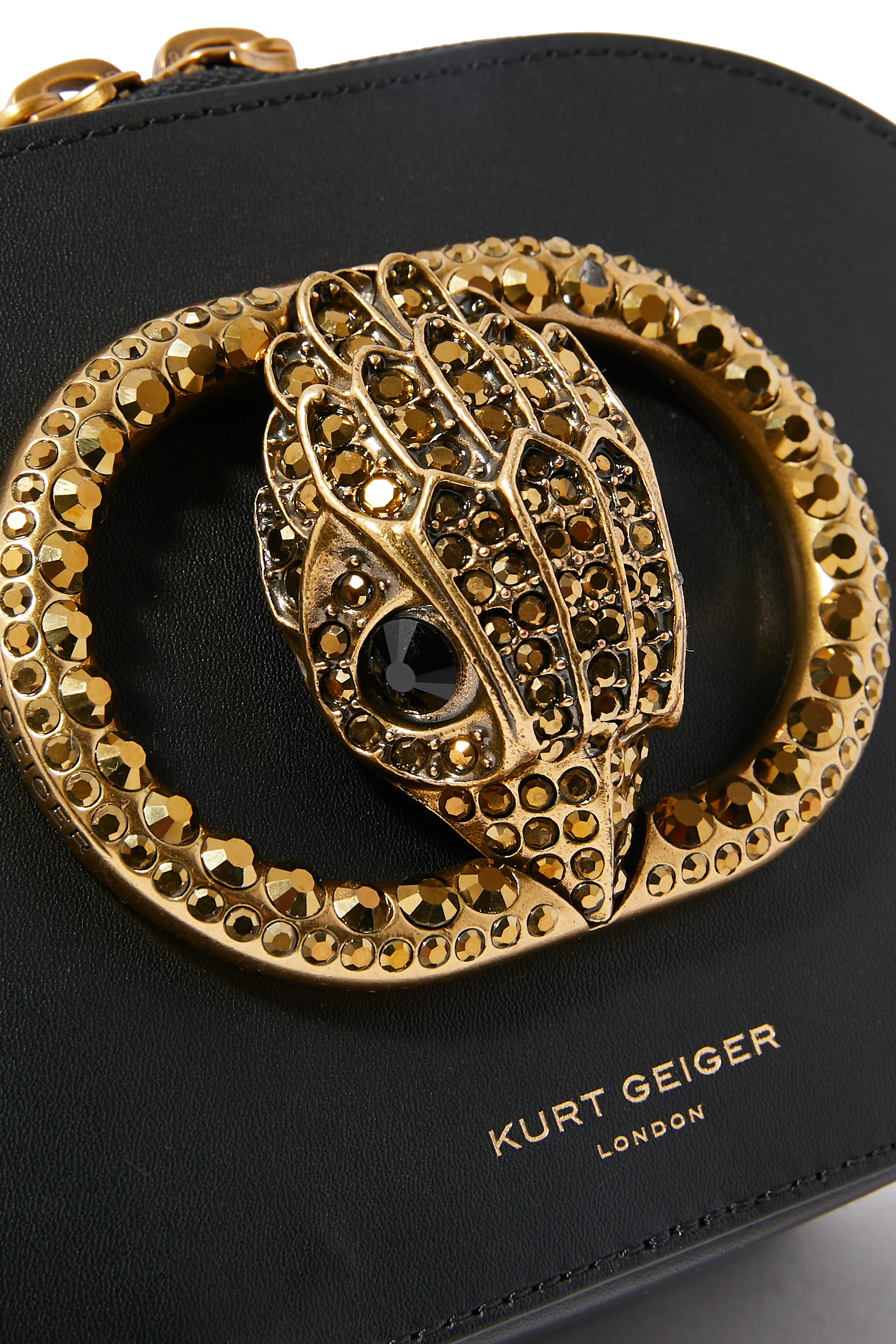 حقيبة كاميرا تشيلسي صغيرة