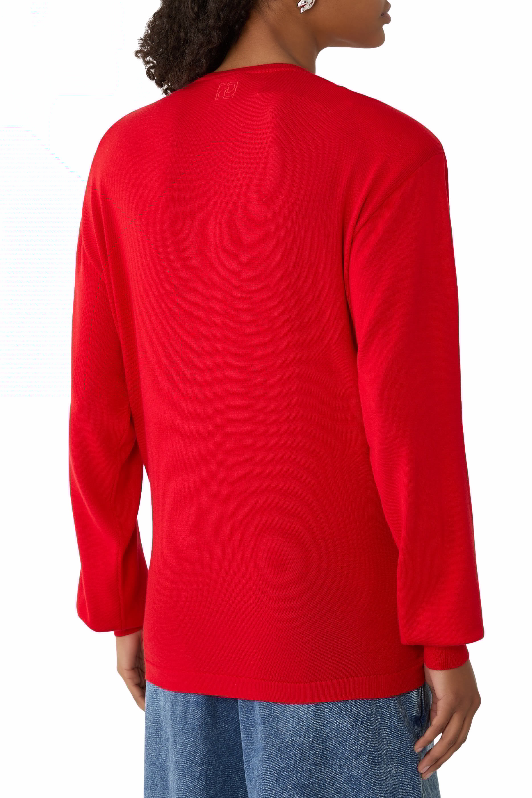 بلوزة بأكمام طويلة وعقدة