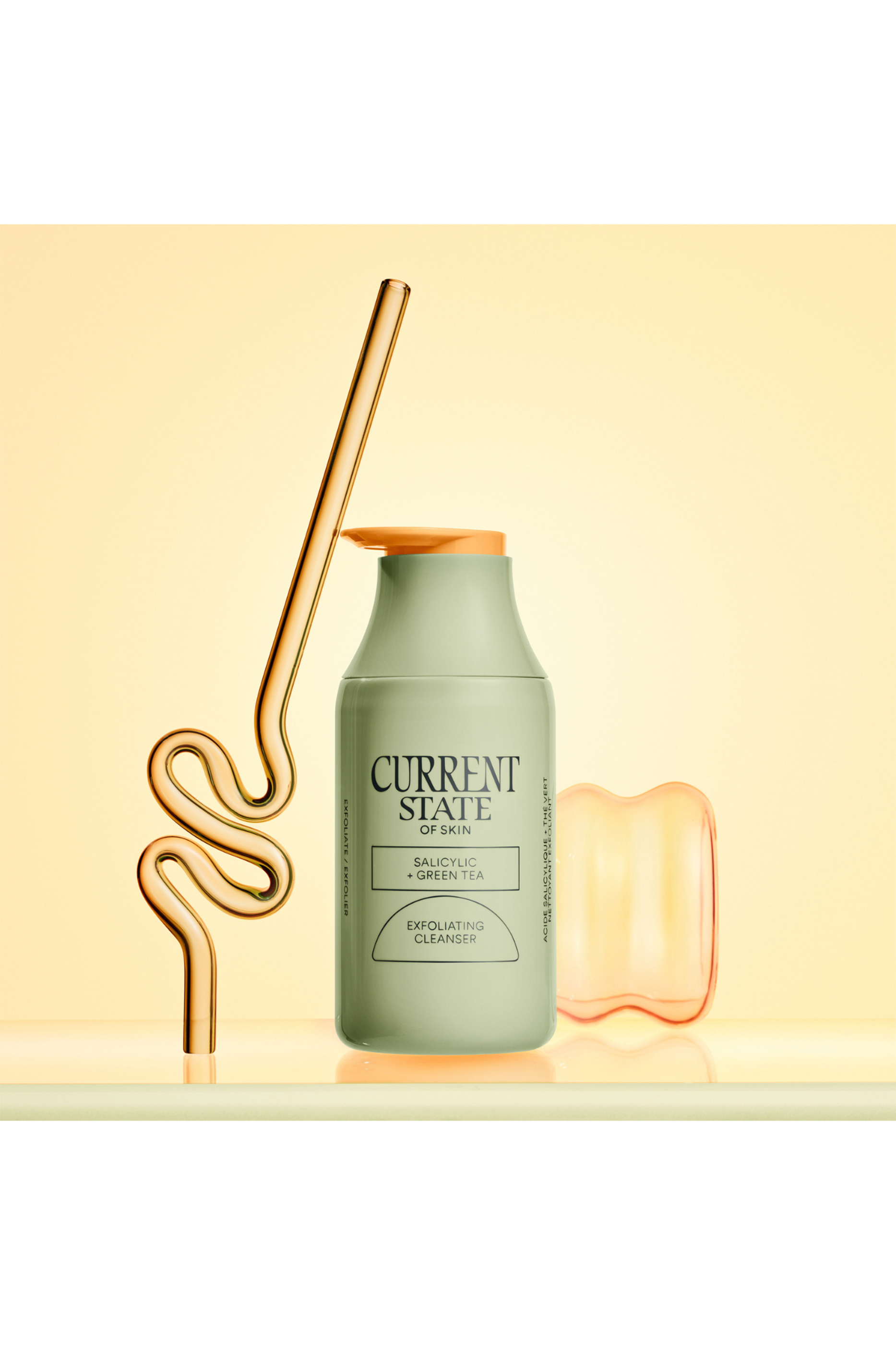 غسول مقشر بالشاي الأخضر والساليسيليك