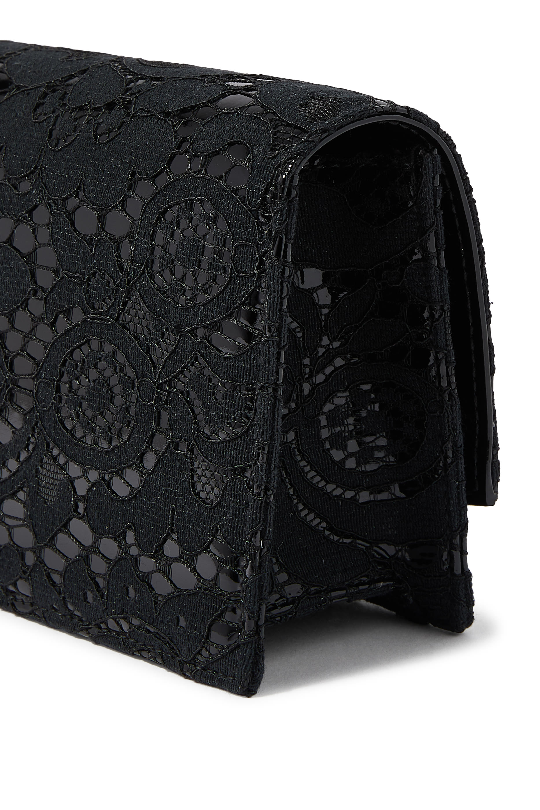 حقيبة كلاتش فيفيان ساتان