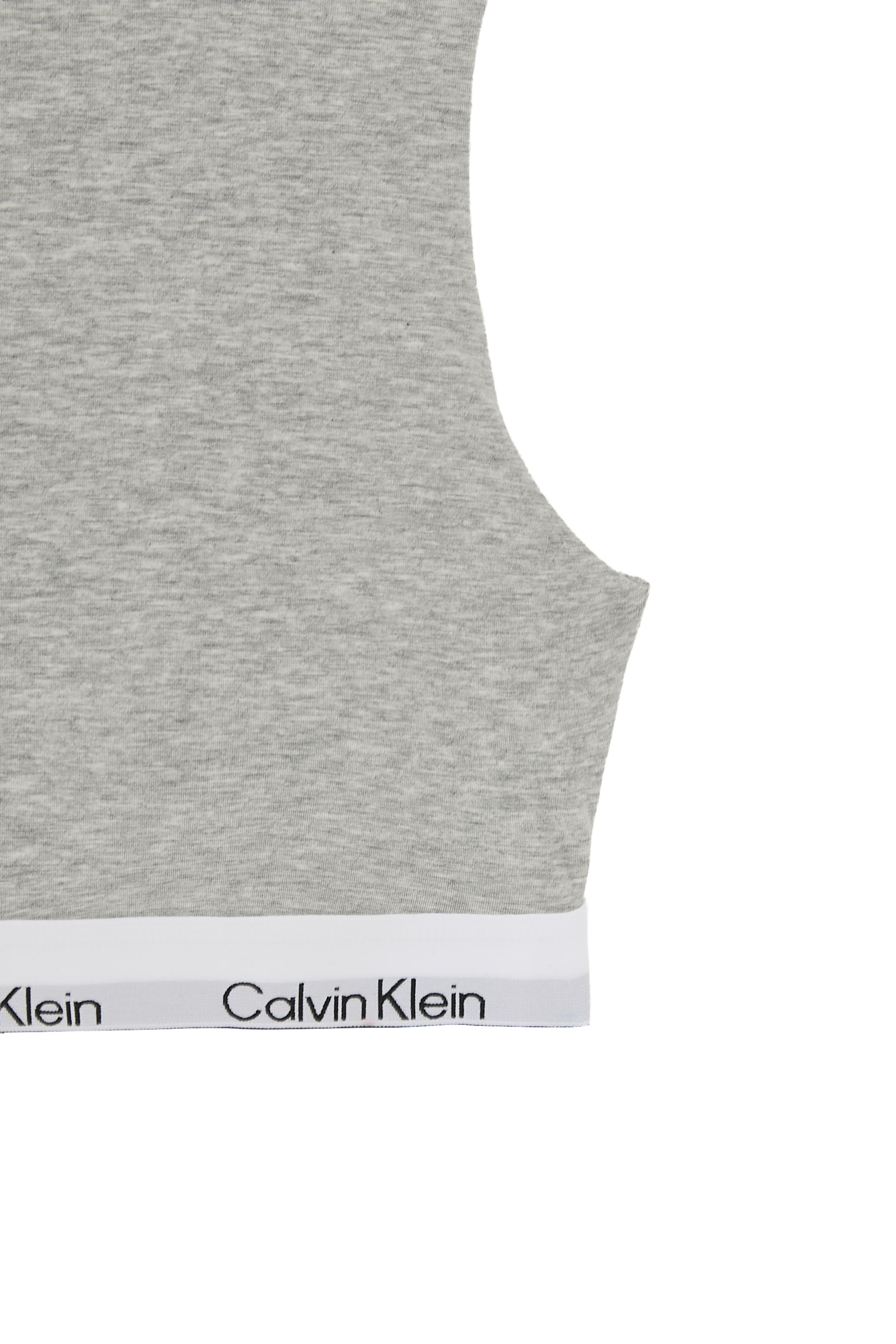 حمالة صدر ببطانة خفيفة وياقة ضيقة وشعار الماركة قطن مودال