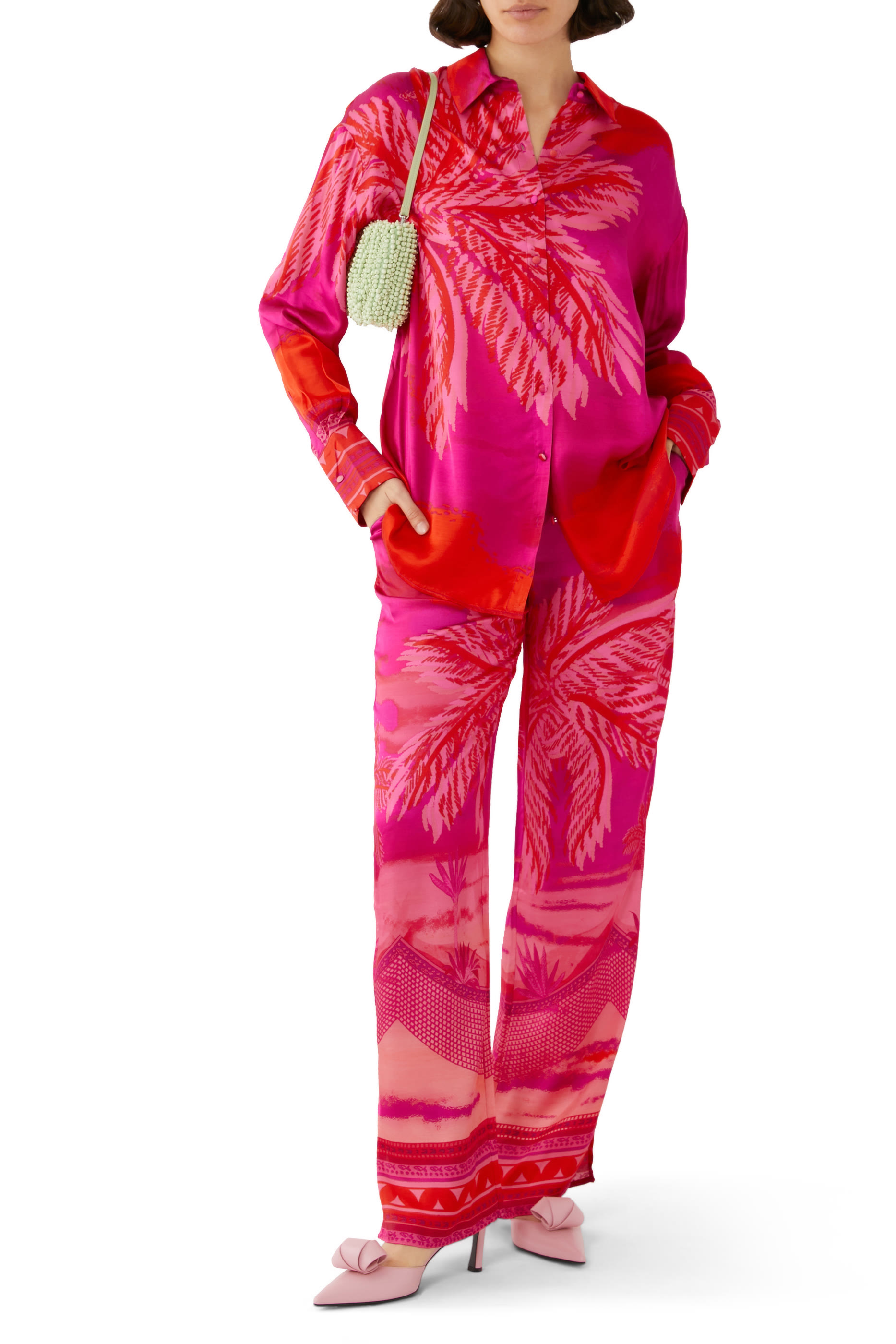 بنطال سوما بطبعات