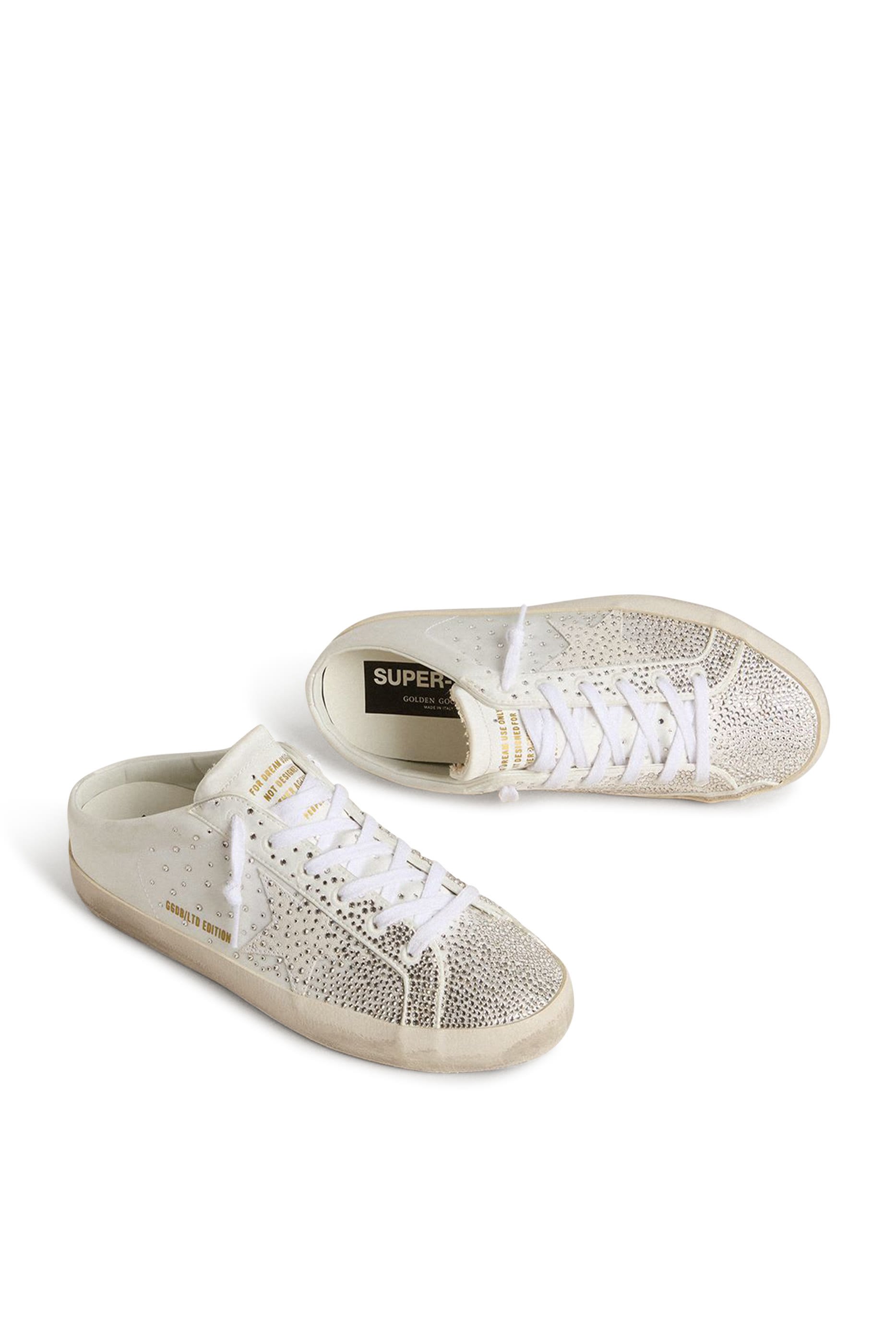 حذاء سابوت ال تي دي سوبر ستار مزين بكريستال سواروفسكي