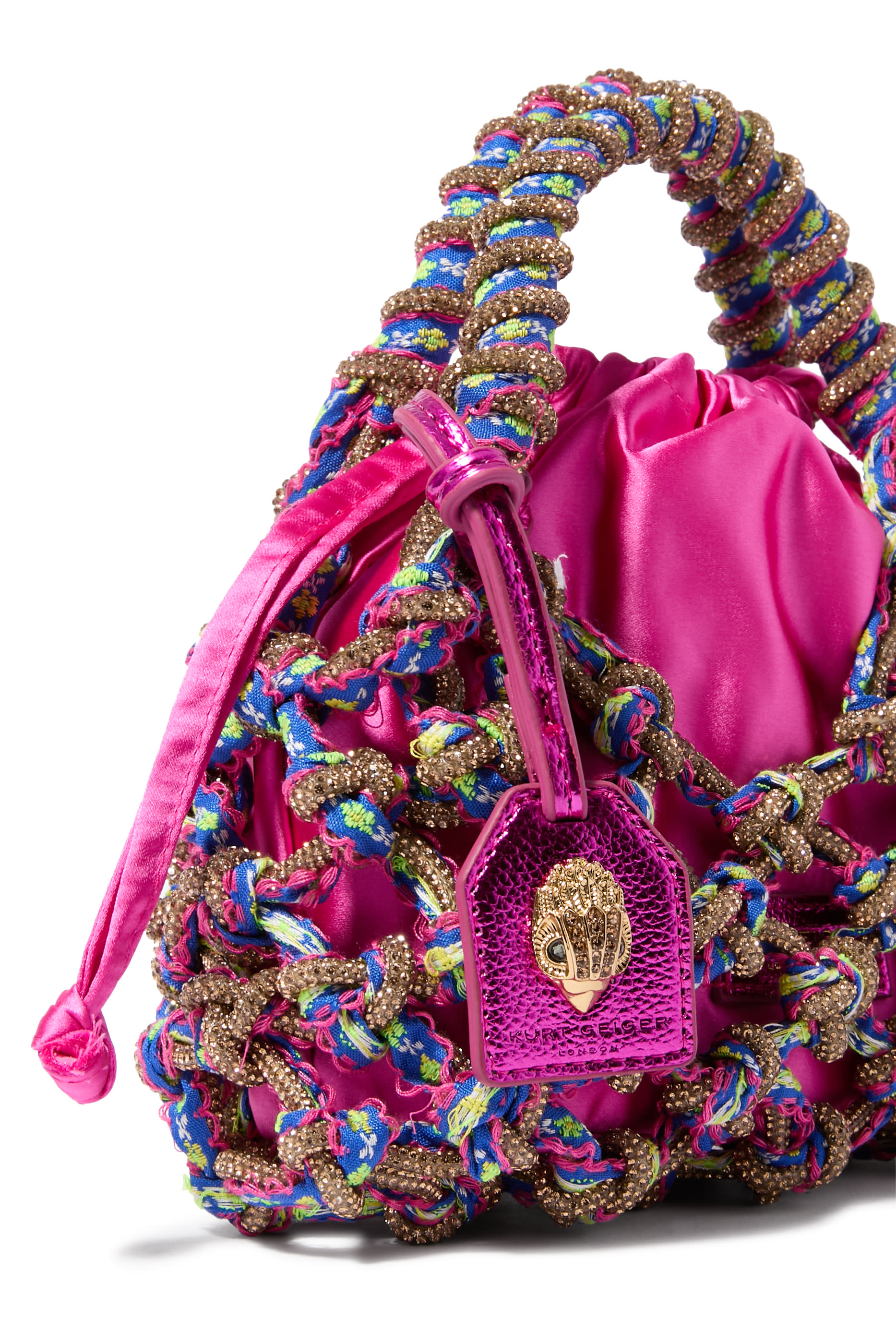 حقيبة ماكرميه صغيرة مرصعة بكريستال